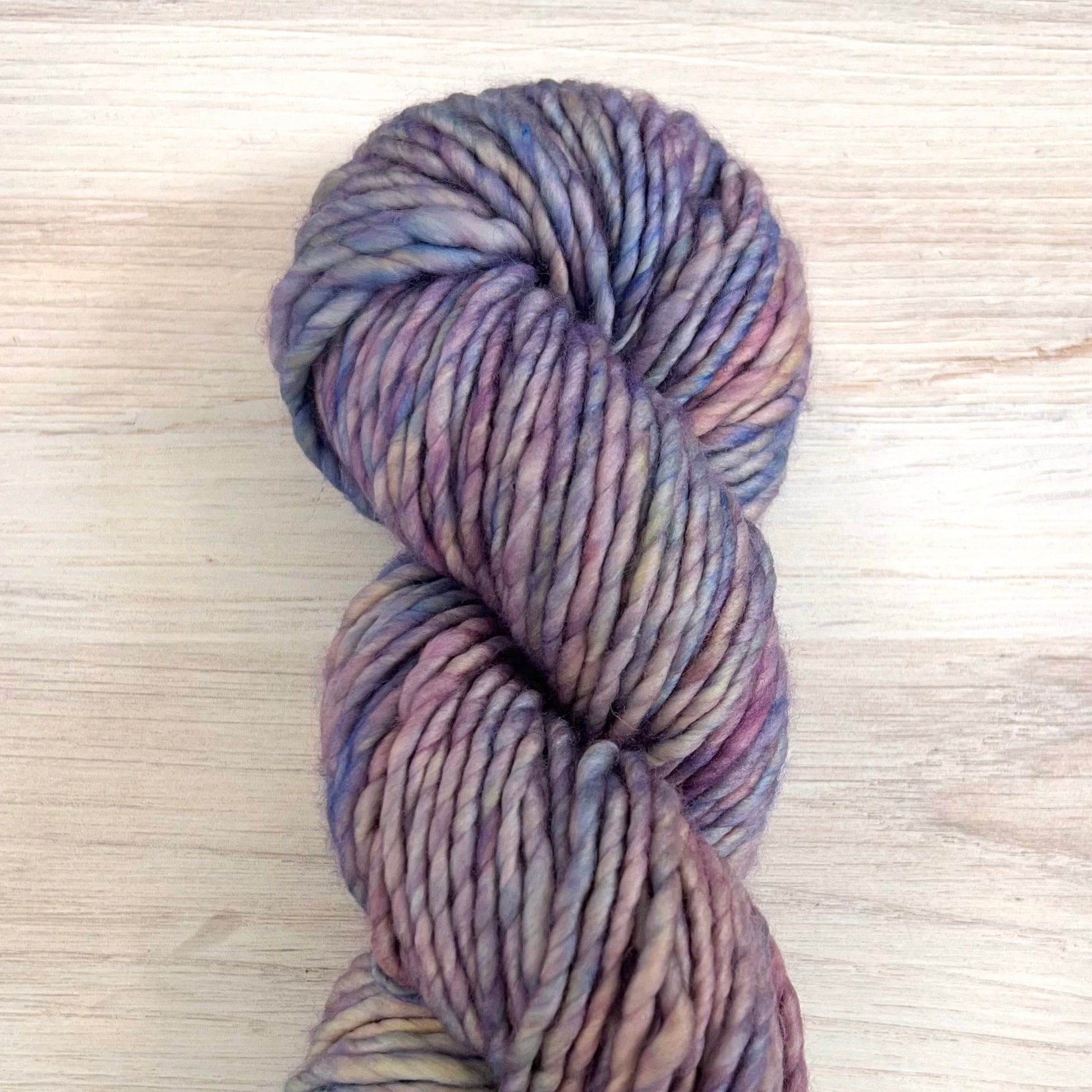 Malabrigo-Noventa-yarn-875 Arapey-gather here online
