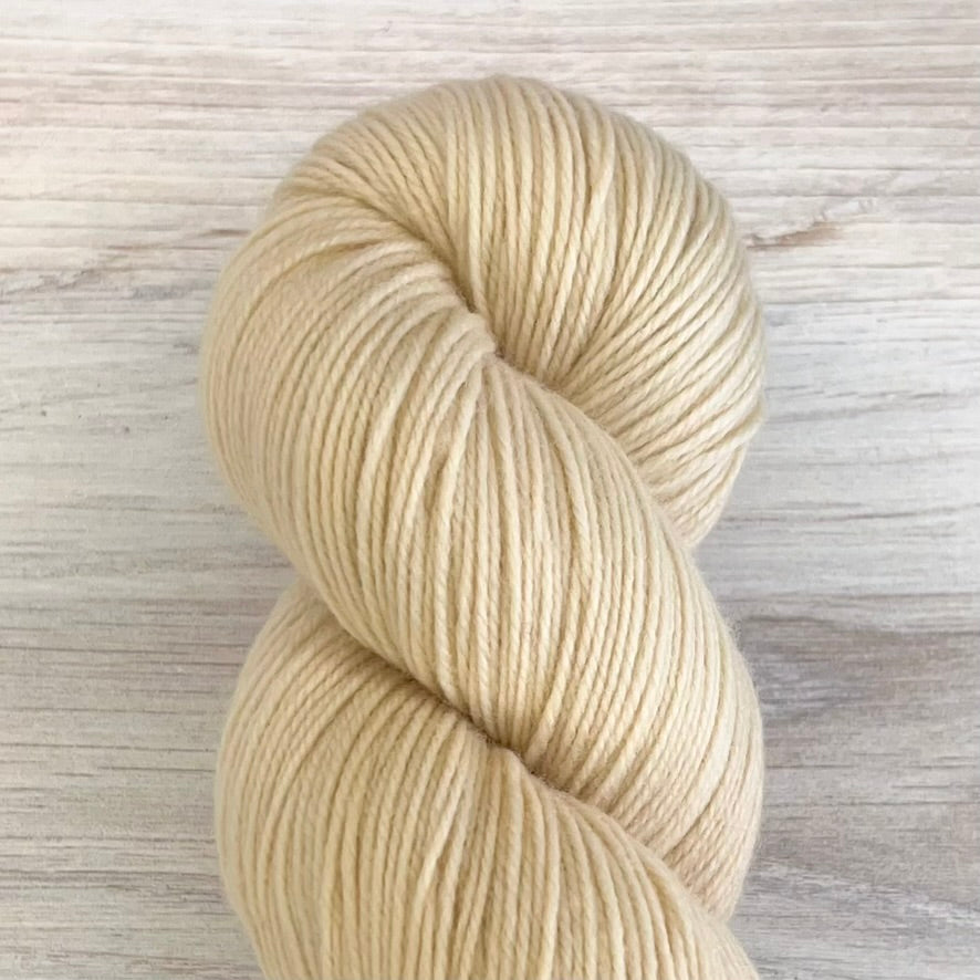 Fiber MacGyver-Shaniko Fingering-yarn-Champagne-gather here online