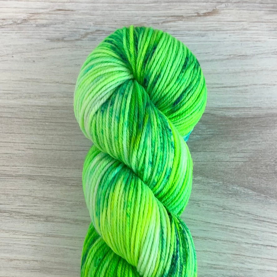 Fiber MacGyver-Merino Sport-yarn-Greenie-gather here online
