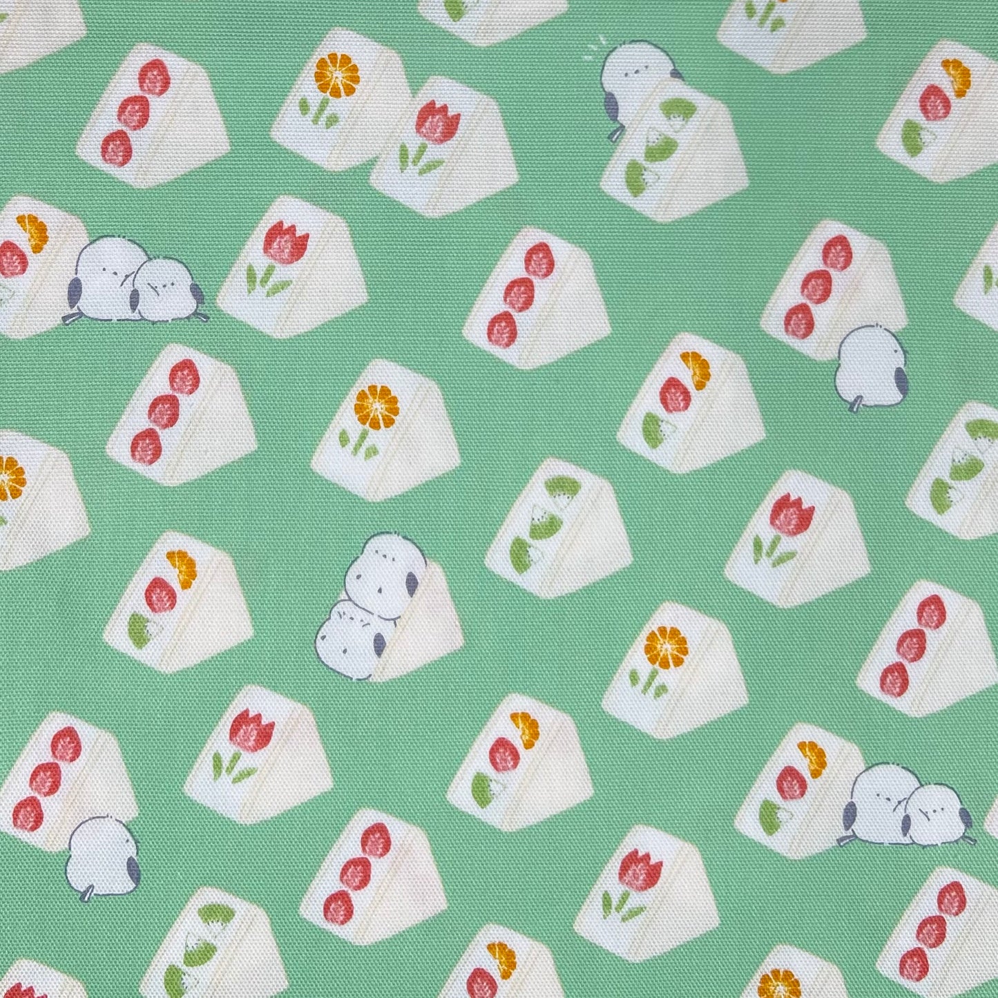 Cosmo-Fruit Sandwich Birds on Cotton Oxford-fabric-gather here online