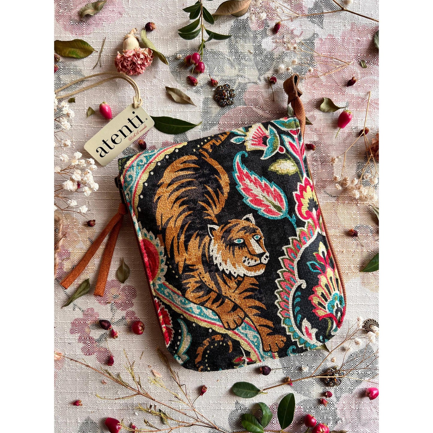 Atenti-Jaya Circular Case, Ink Circular Case-craft organizer-gather here online