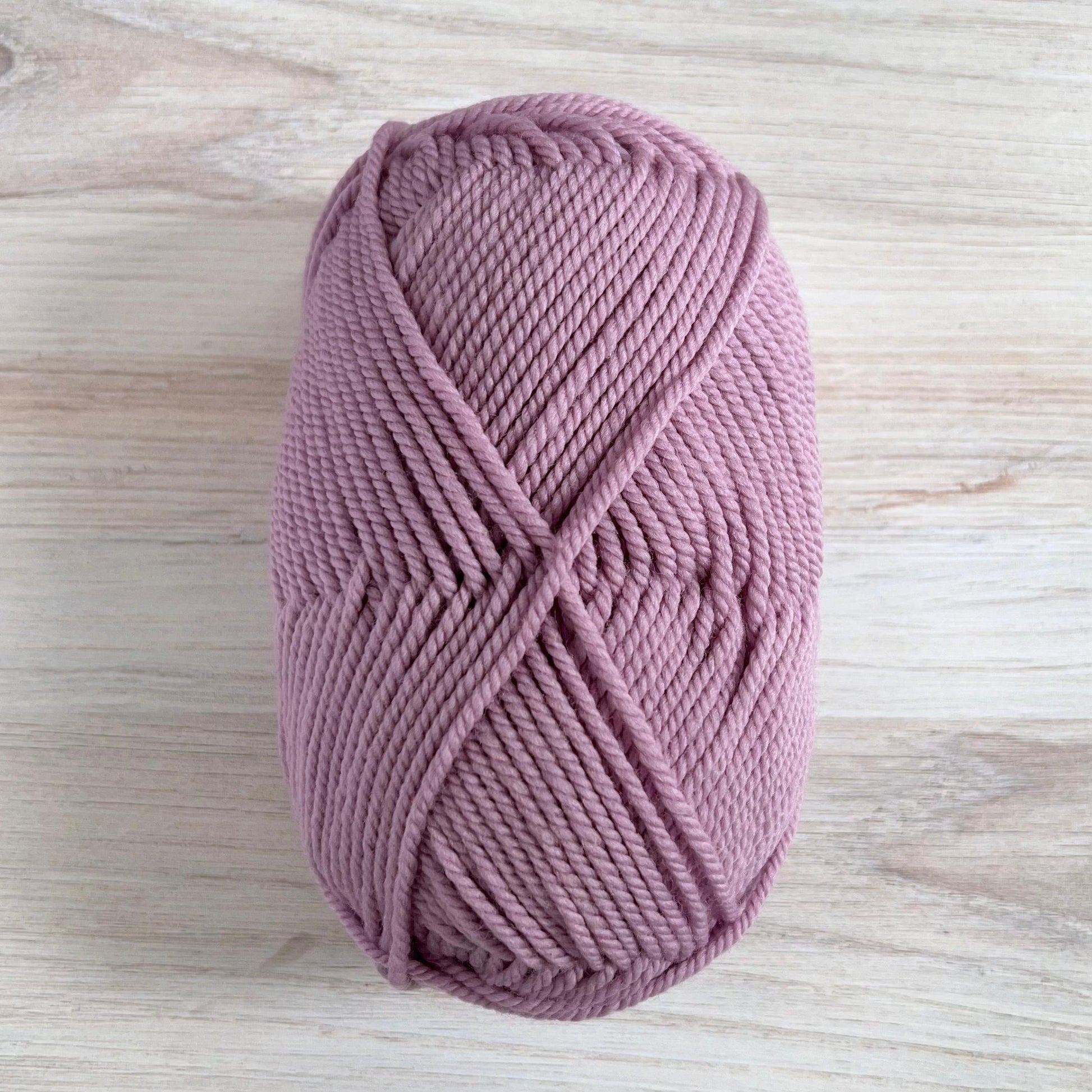 Ewe Ewe Yarn-Baa Baa Bulky-yarn-85 Lavender-gather here online