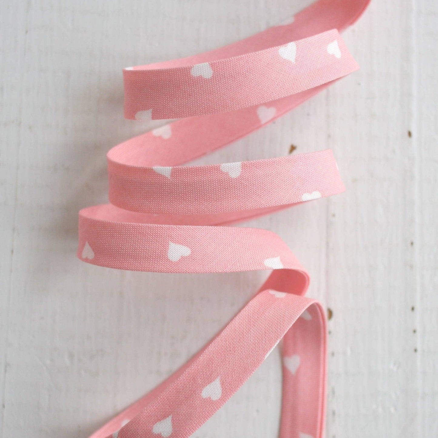 Bessie Pearl Binding Co-1/2" Double Fold Bias Binding - Pink Hearts-trim-gather here online