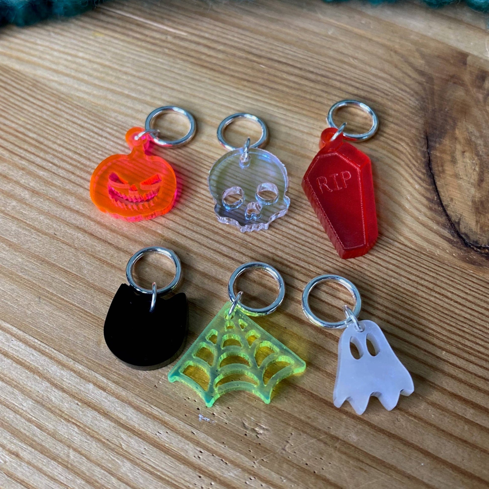 Infamous Cuts-Spooky Halloween Stitch Marker Set-knitting notion-gather here online