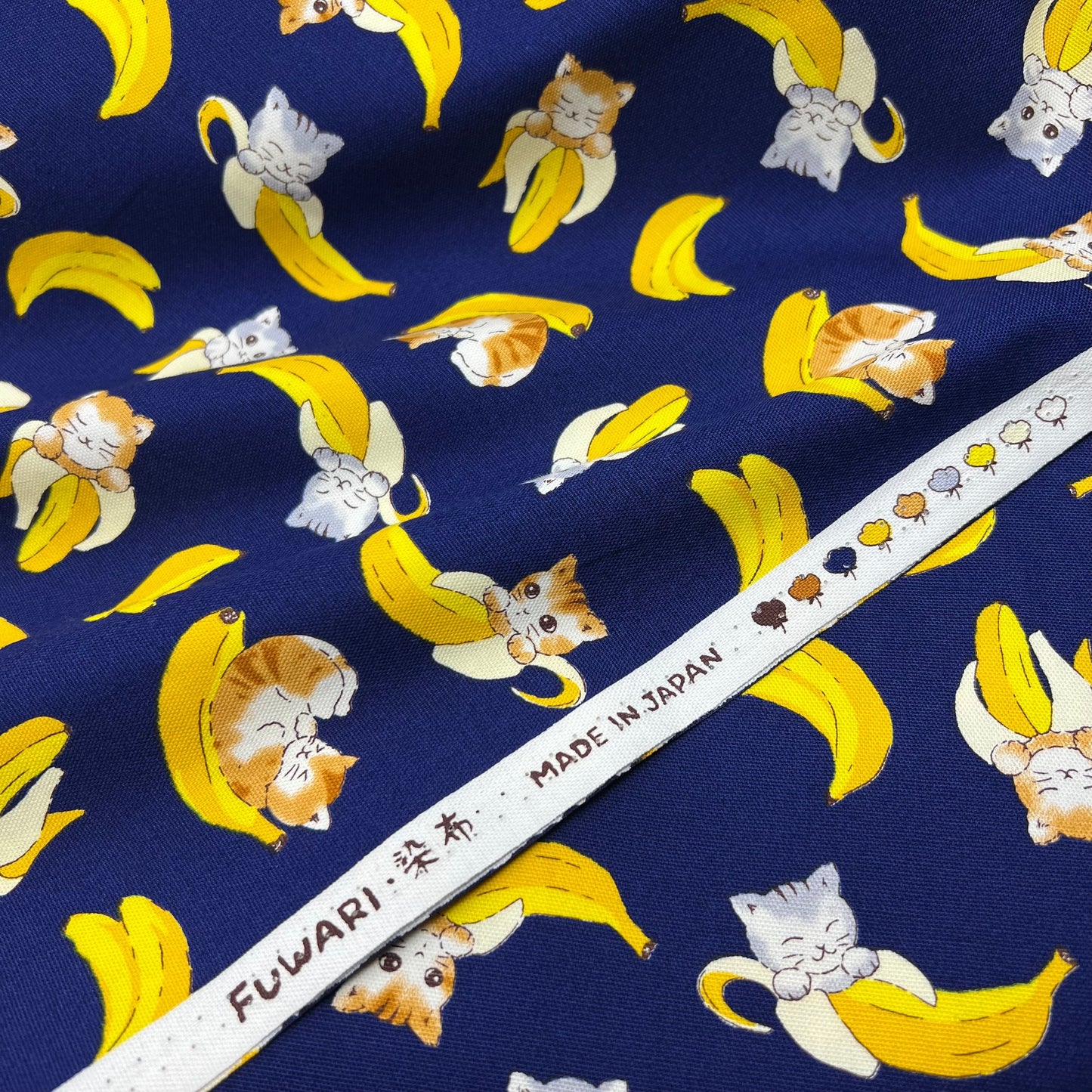 Westex-Cat Bananas on Cotton Oxford-fabric-gather here online