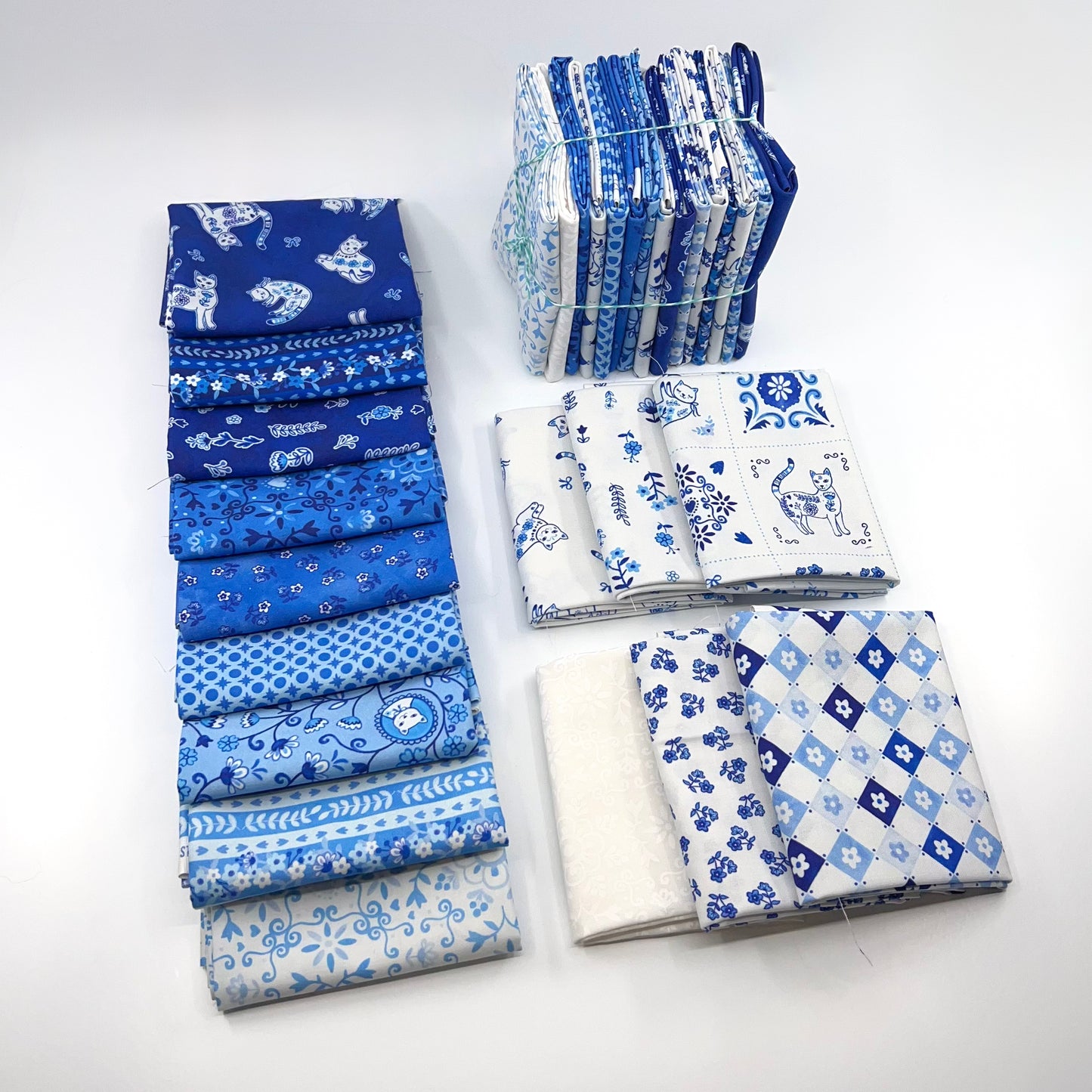 Fat Quarter Bundle of Chateau Meow (15 Pieces)