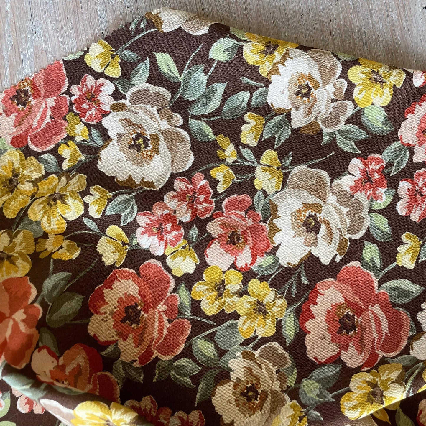 Vingtsept-Ecovero Viscose Moroccan Crepe - Inaya-fabric-gather here online
