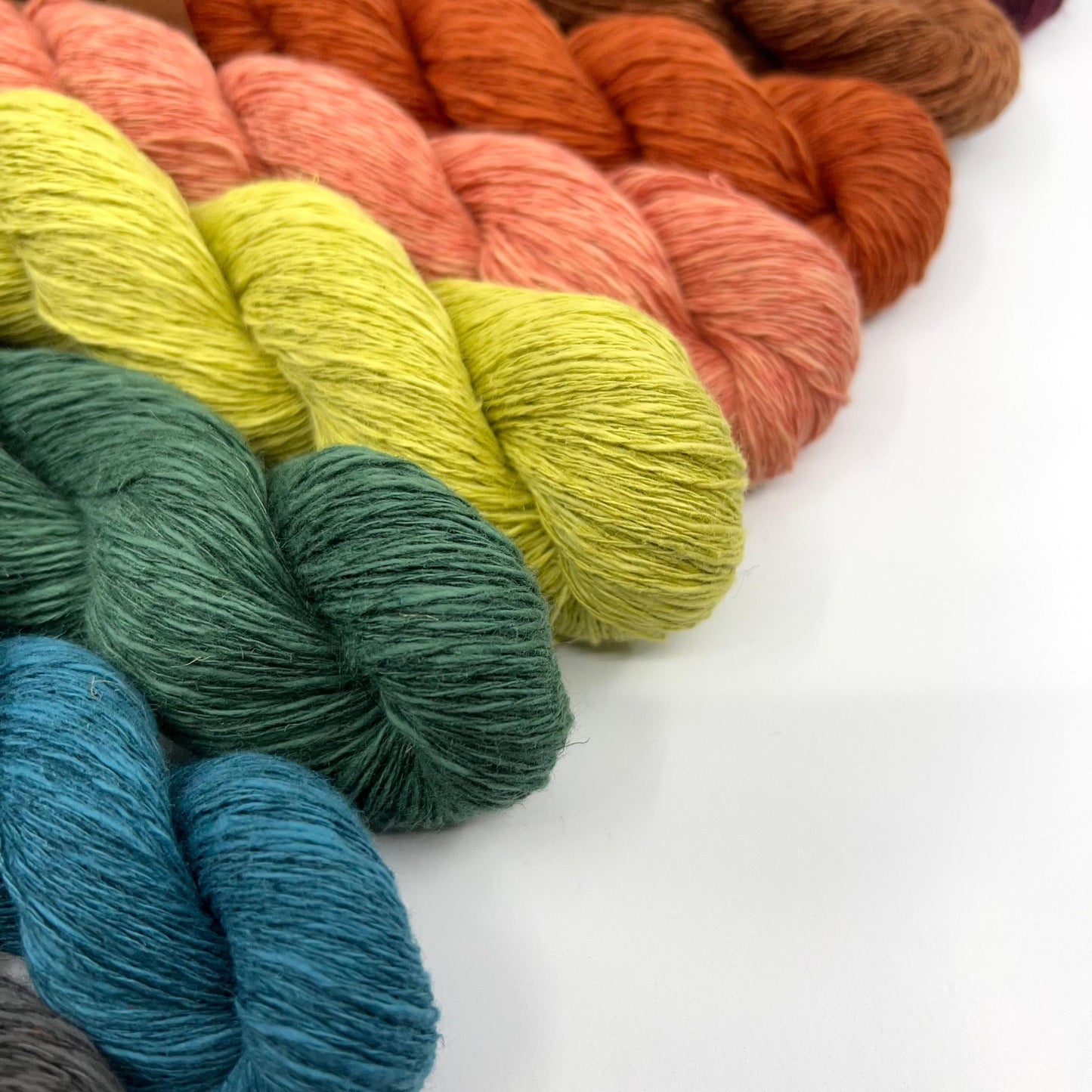 Baa Ram Ewe-Linseed-yarn-gather here online