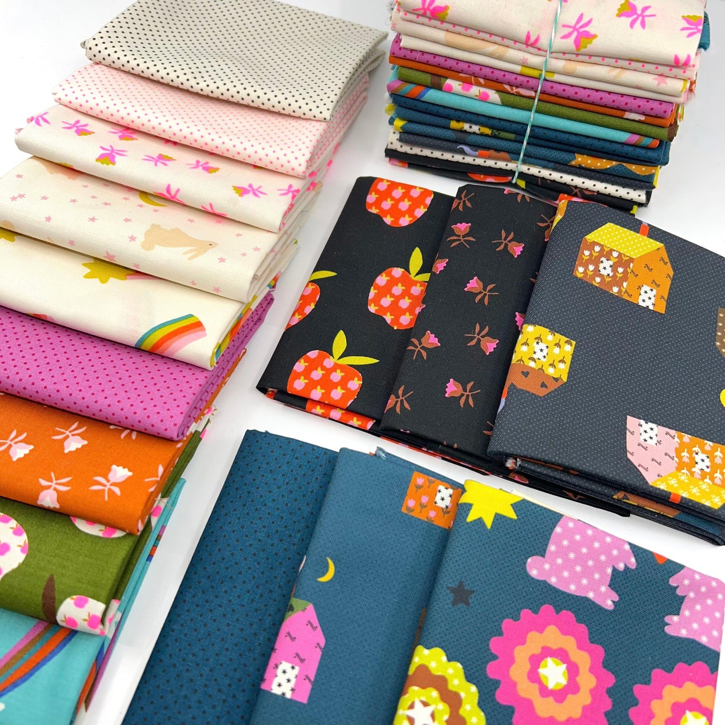 Ruby Star Society-Fat Quarter Bundle of Mystic Fable (15 Pieces)-fat quarters-gather here online