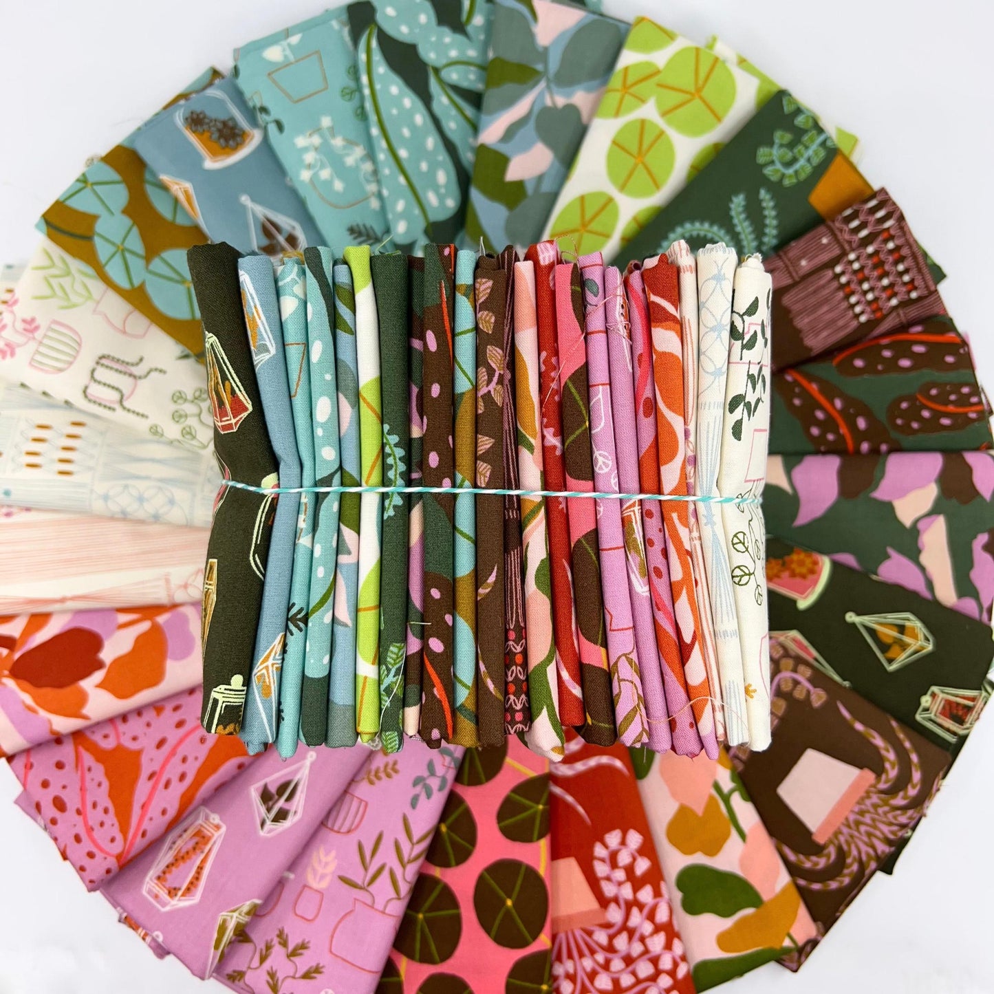 Fat Quarter Bundle of Calathea (22 Pieces)