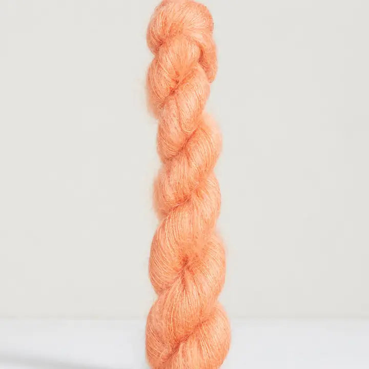 Urth Yarns-Bonmoher-yarn-O30 Dawn-gather here online