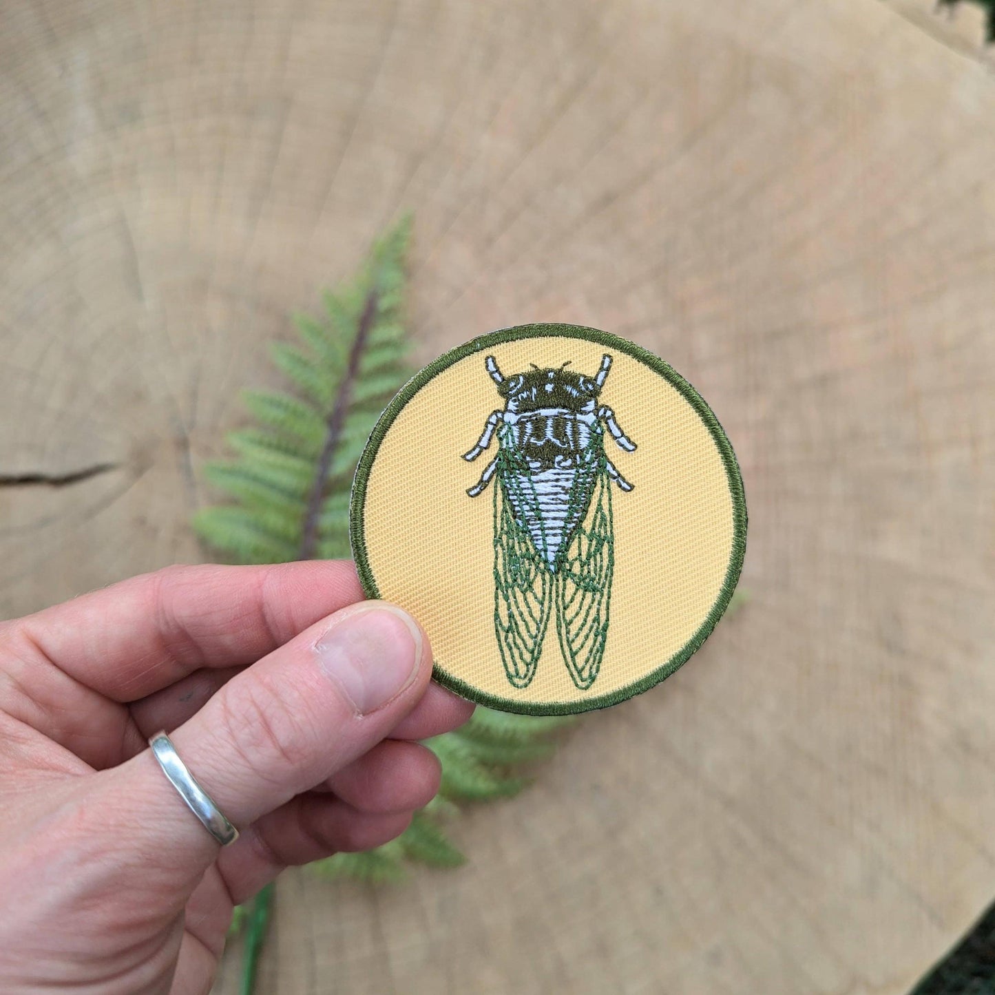 ilikesara-Iron-on patch | cicada - 2.5" round-patches + pins-gather here online