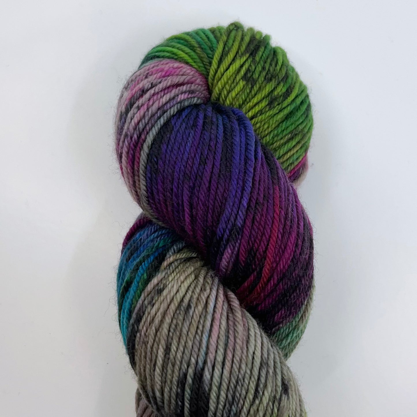 Melani's Stache-Basic DK-yarn-Purple Labradorite-gather here online