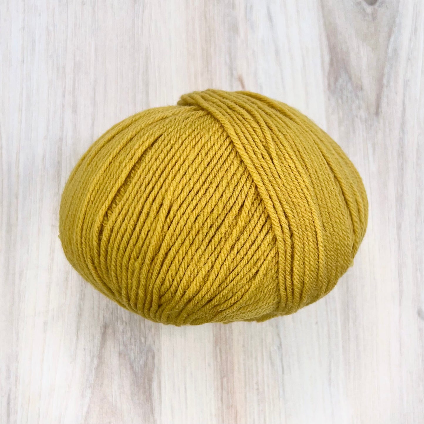 Universal Yarn-Deluxe Worsted Superwash-yarn-707 Ginseng-gather here online