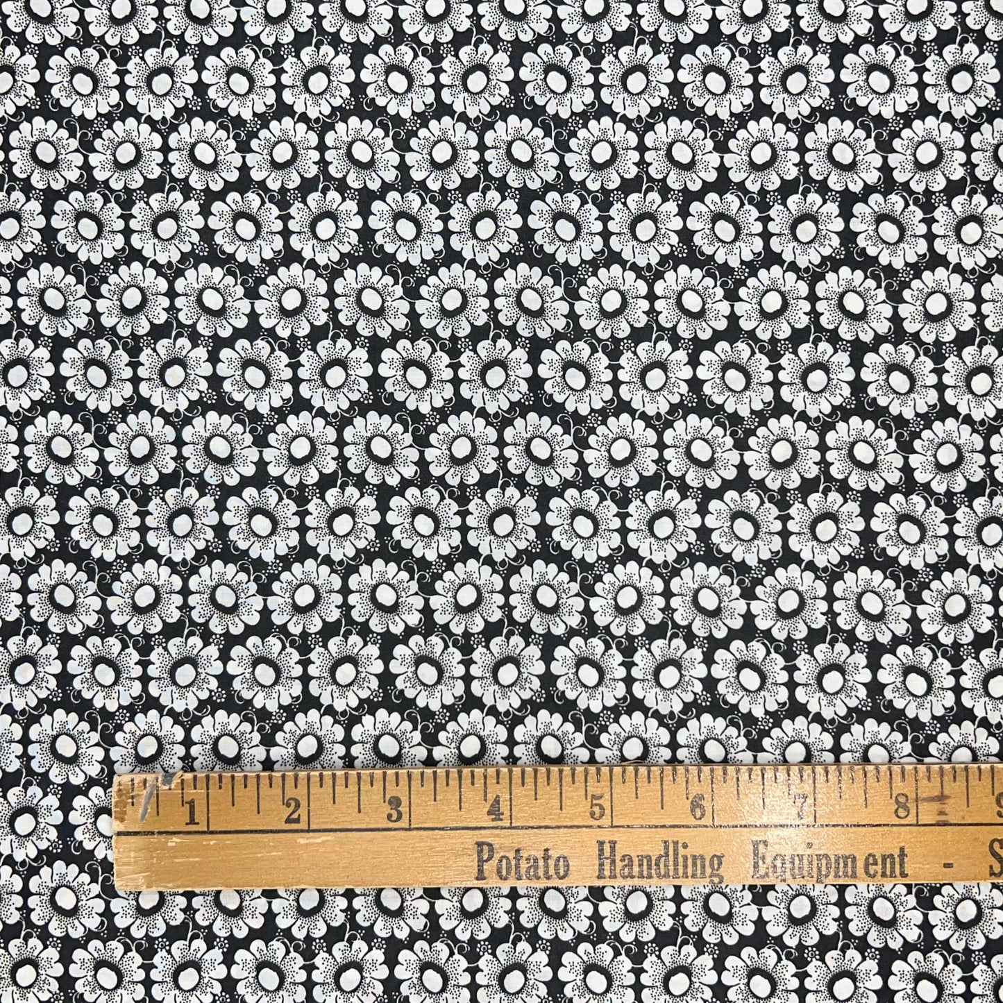 Liberty of London-Tana Lawn - Cupola Daisy-fabric-gather here online