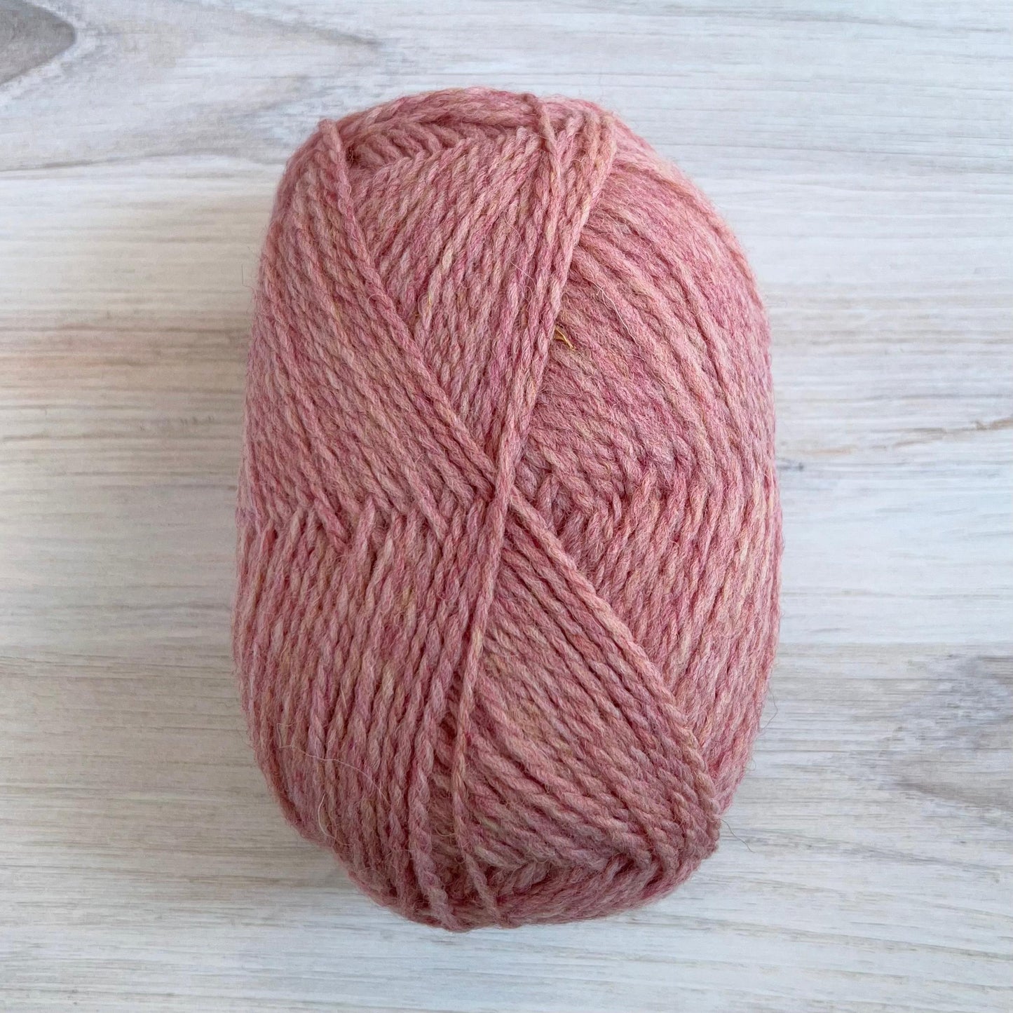 Retrosaria Rosa Pomar-Matiz-yarn-16 Pink Heather-gather here online