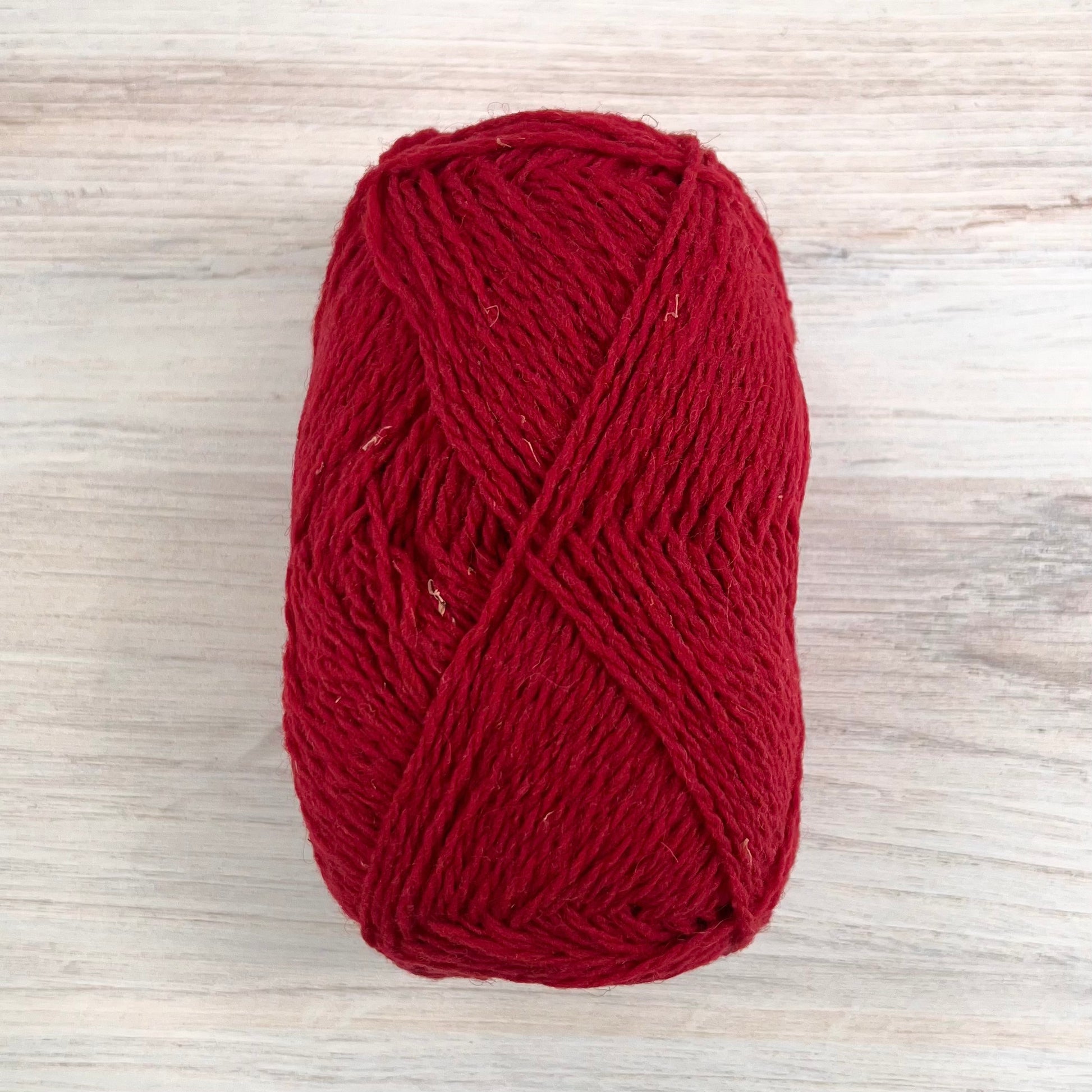 Retrosaria Rosa Pomar-Brusca-yarn-A587 Bright Red-gather here online
