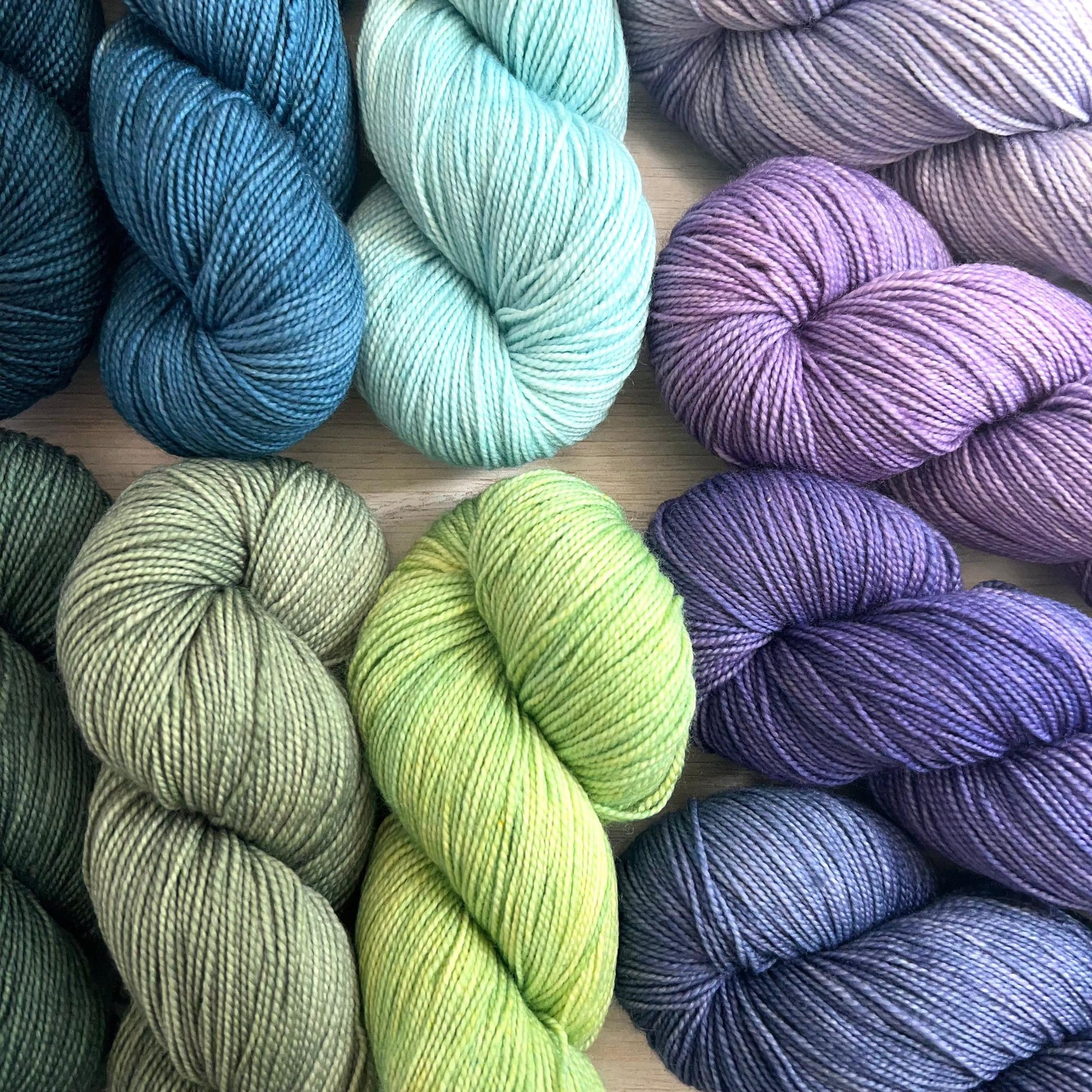 Dirtywater Dyeworks-Lillian-yarn-gather here online