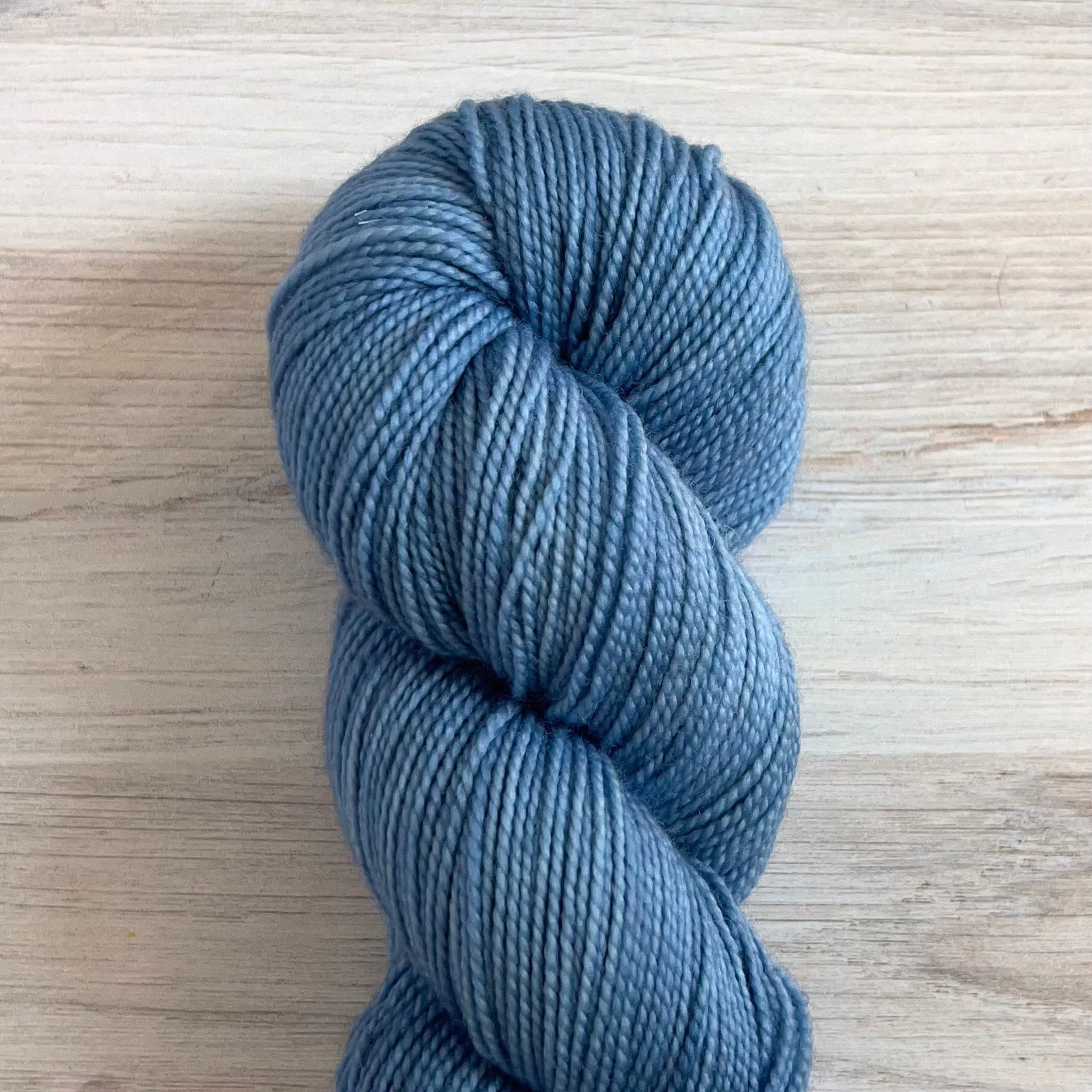 Dirtywater Dyeworks-Lillian-yarn-114 Drizzle-gather here online