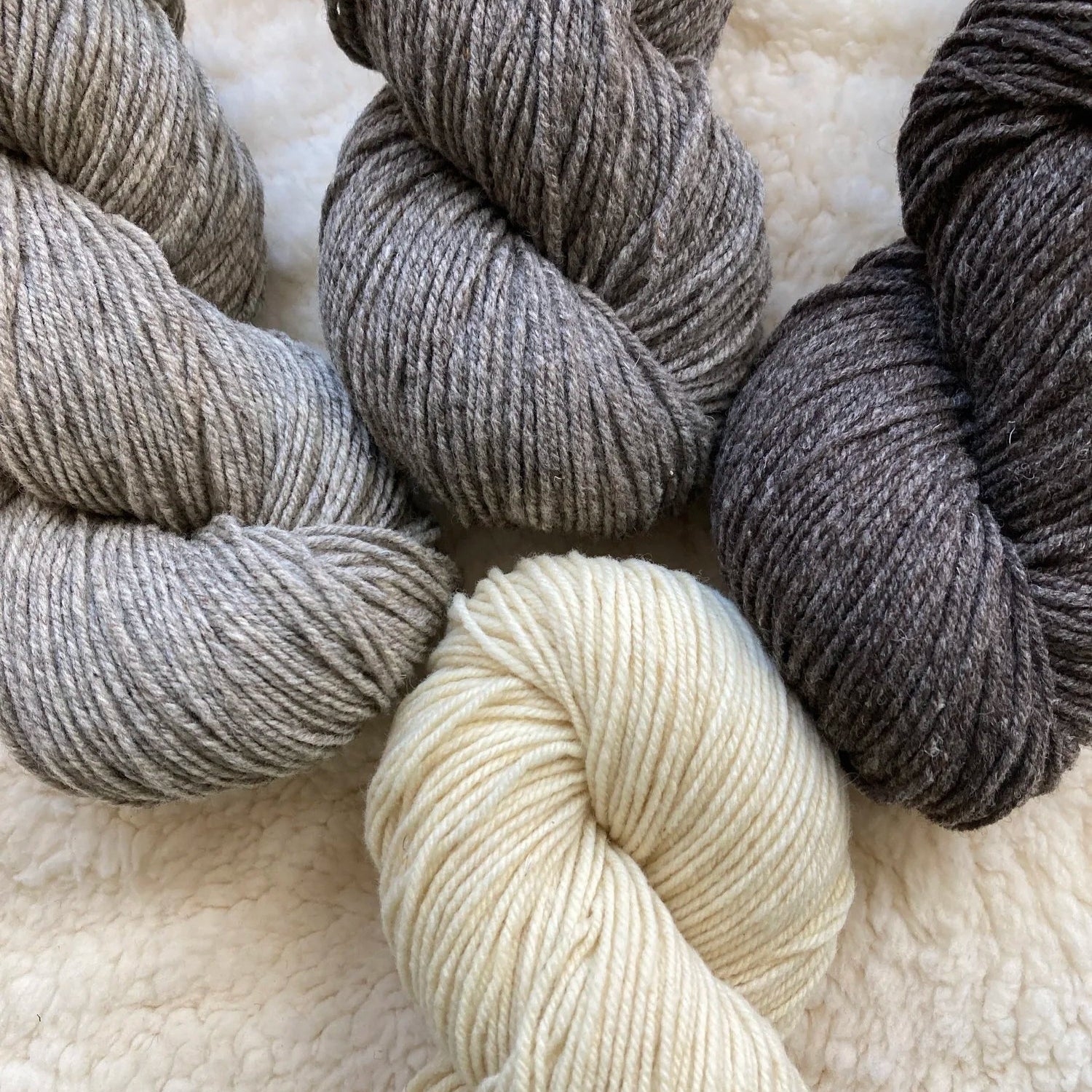 Jill Draper-Amalgam-yarn-gather here online