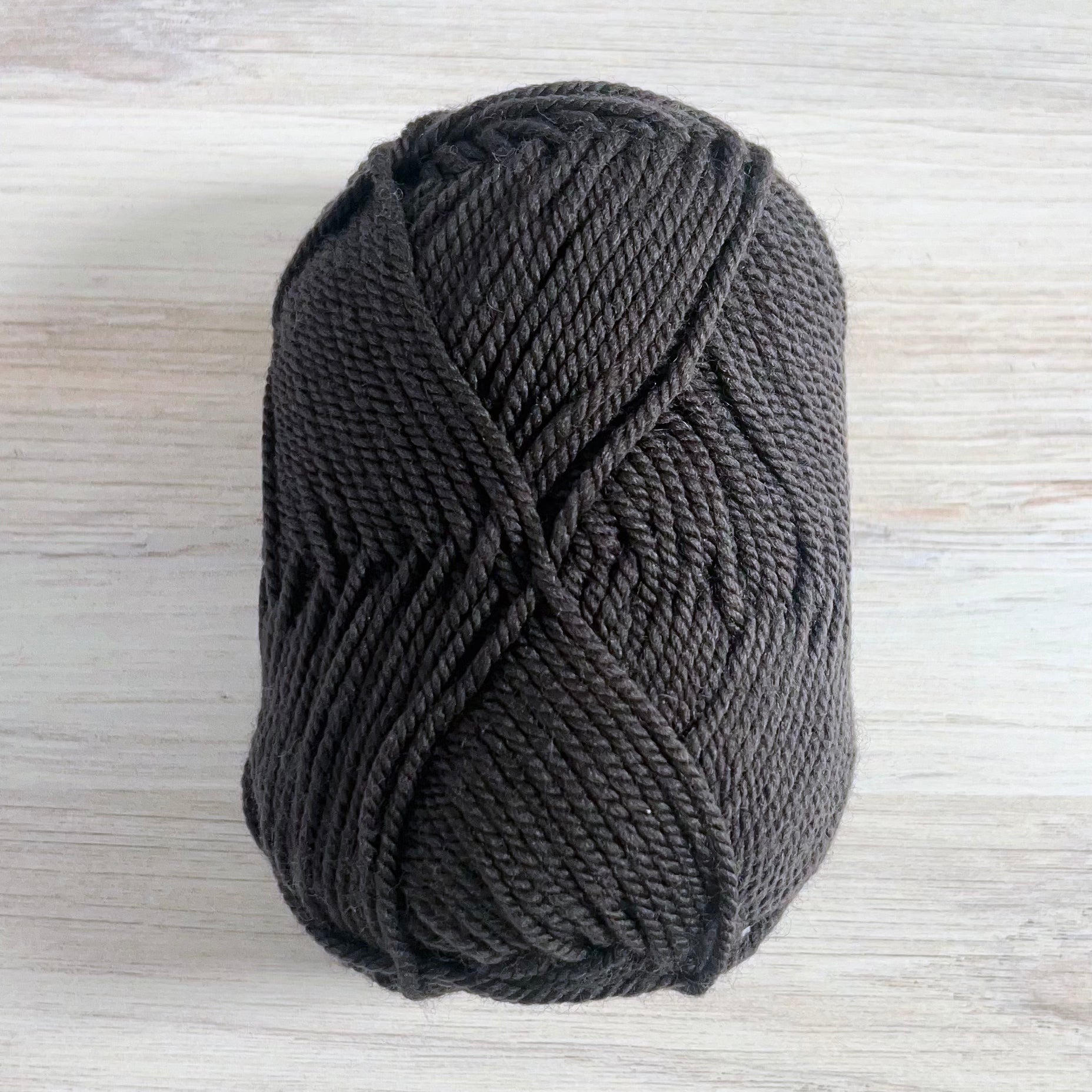 Ewe Ewe Yarn-Wooly Worsted-yarn-98 Charcoal-gather here online