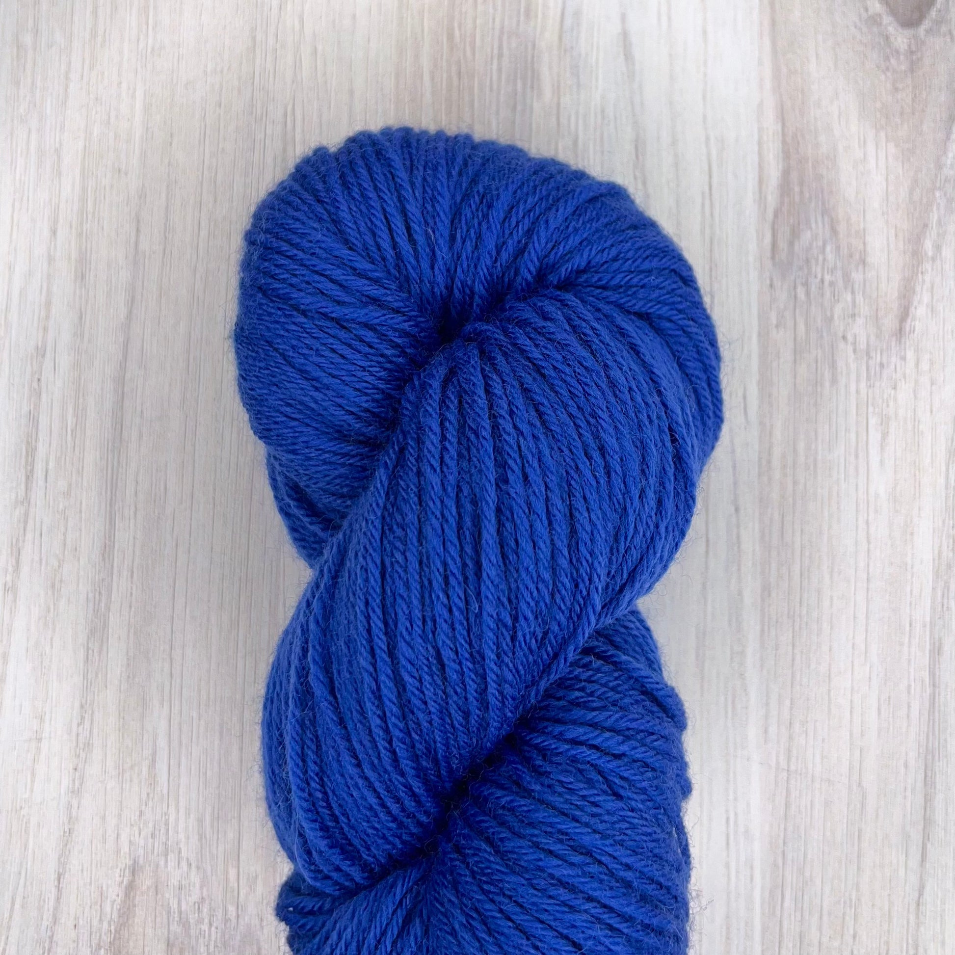 Universal Yarn-Deluxe Worsted Wool-yarn-Cobalt 3677-gather here online