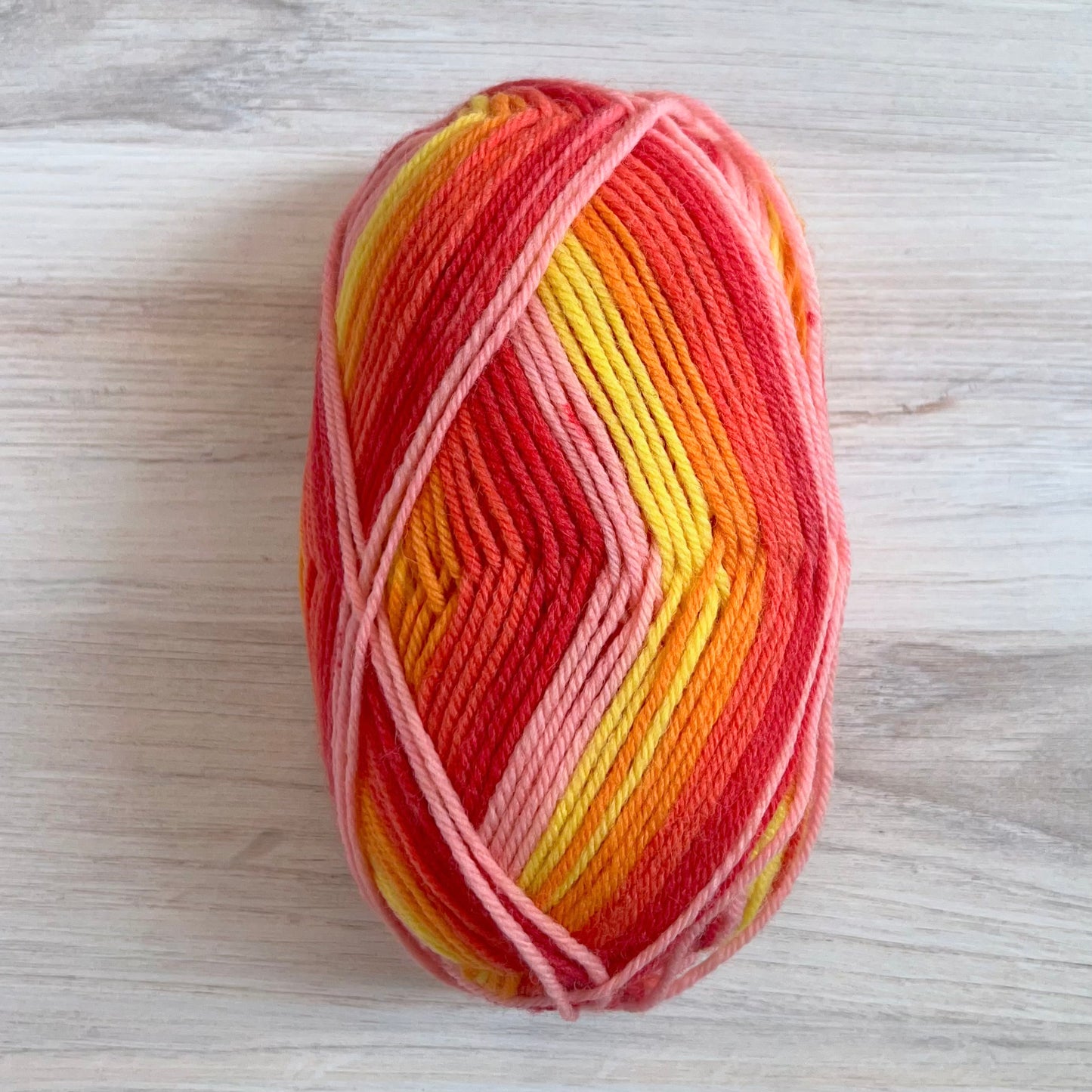 Universal Yarn-Deluxe Stripes-yarn-302 Paloma-gather here online