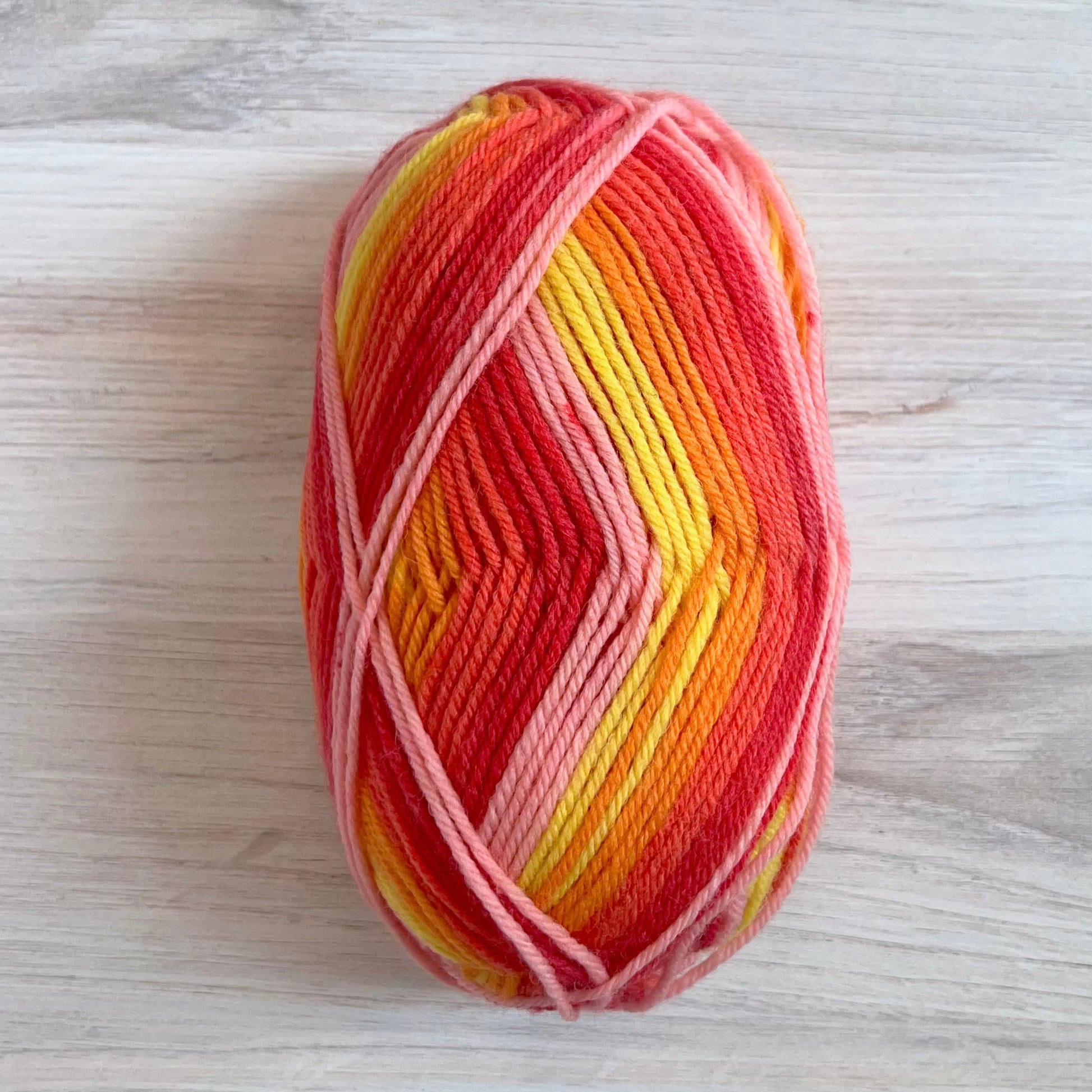 Universal Yarn-Deluxe Stripes-yarn-302 Paloma-gather here online