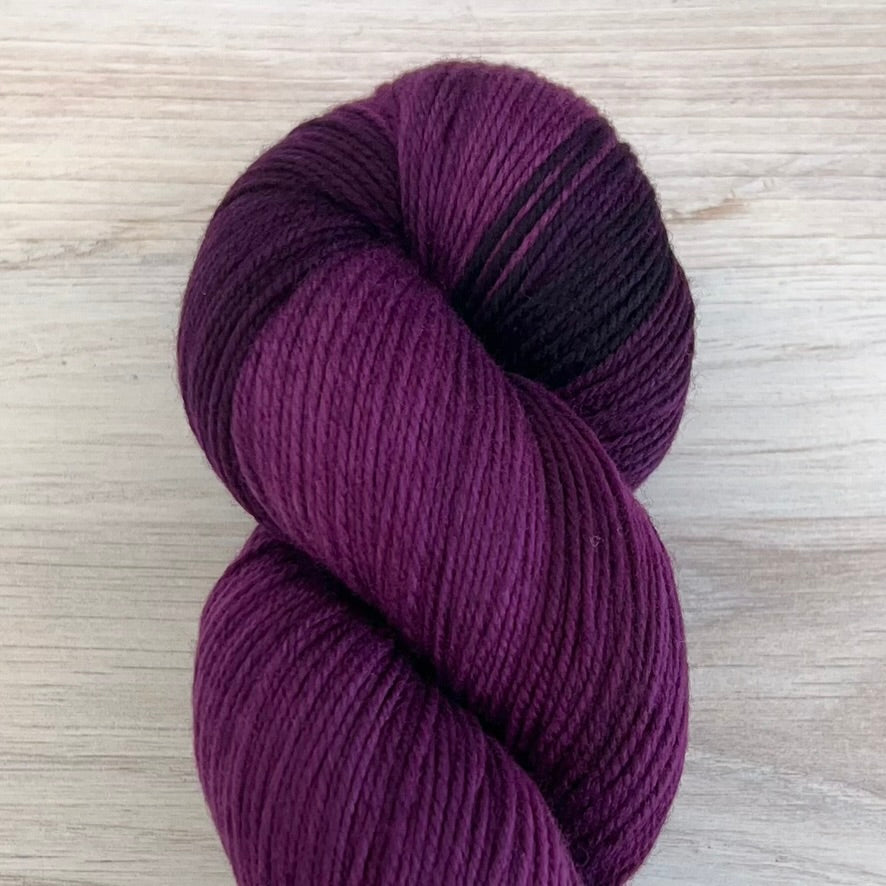 Fiber MacGyver-Shaniko Fingering-yarn-Mulberry-gather here online