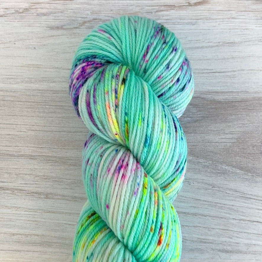 Fiber MacGyver-Merino Sport-yarn-Enchantment-gather here online
