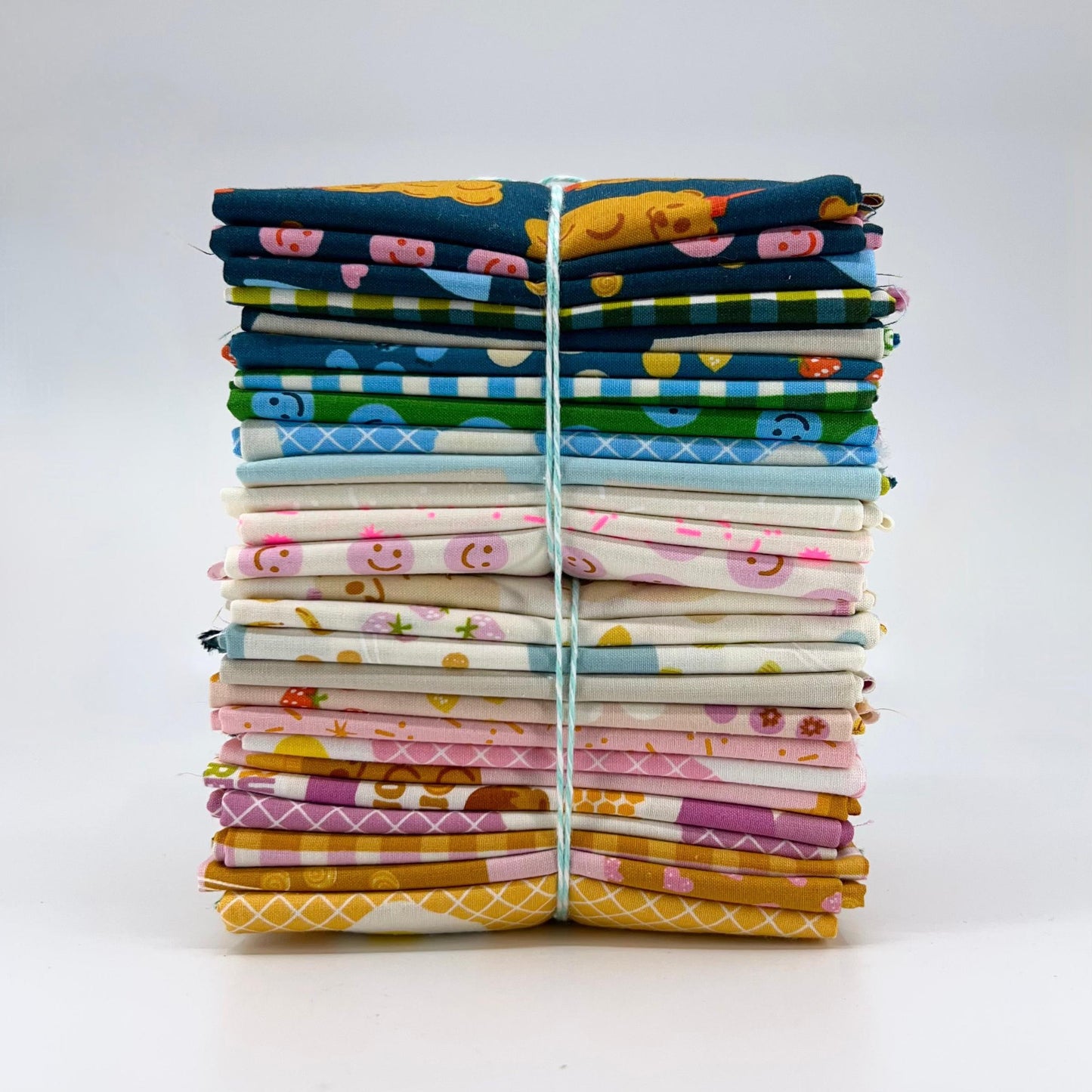 Fat Quarter Bundle of Egg and Friends (26 Pieces)