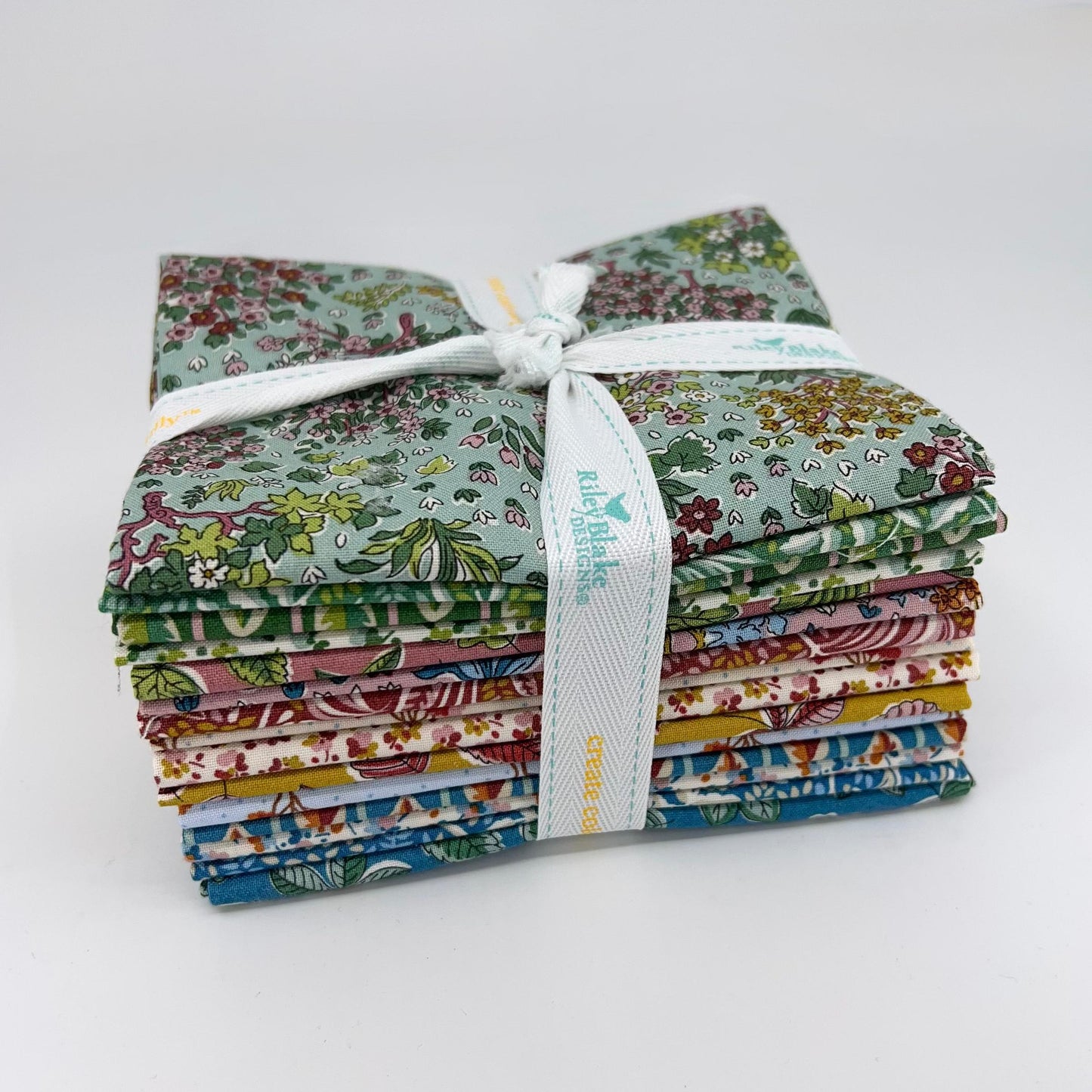 Liberty Autumn Woodland Fat Quarter Bundle (15 pieces)