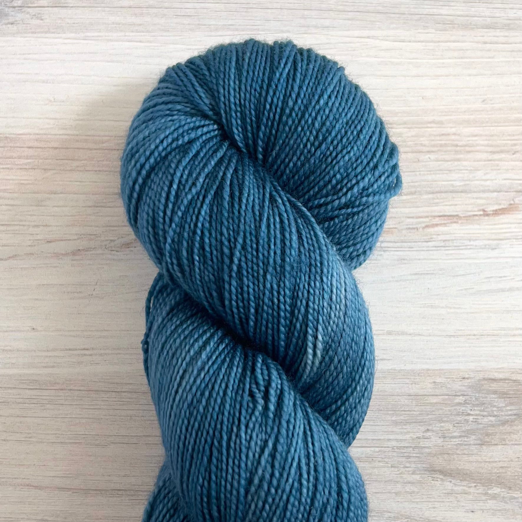 Dirtywater Dyeworks-Lillian-yarn-366 Celestial-gather here online