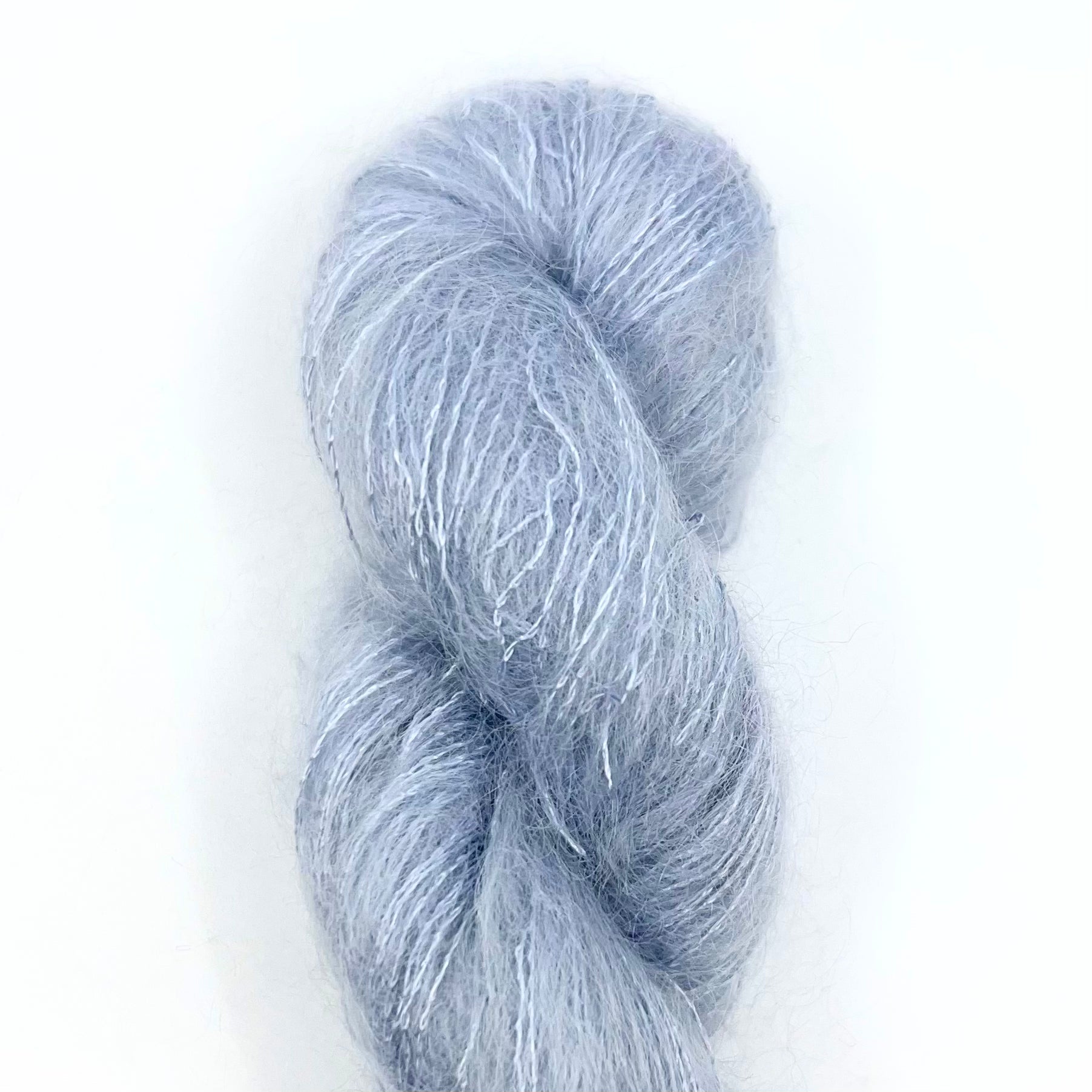 Urth Yarns-Bonmoher-yarn-BL20 Frost-gather here online