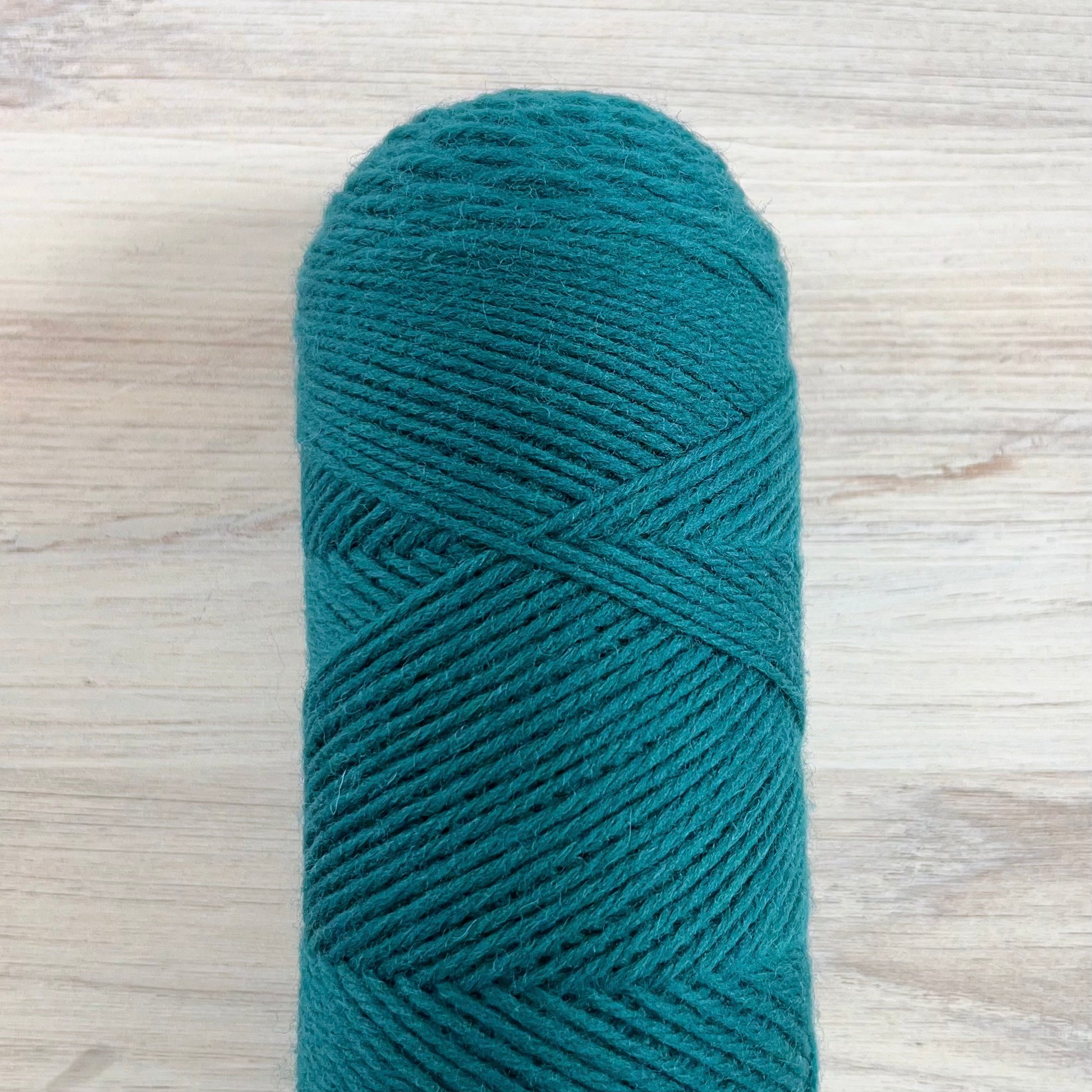 Kelbourne Woolens-Germantown DK-yarn-440 Peacock-gather here online