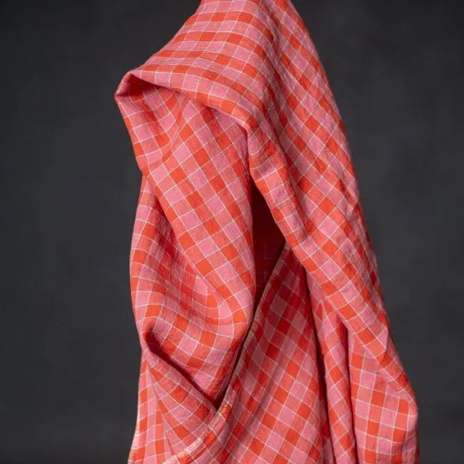 Merchant & Mills-Pink Pix Laundered Linen-fabric-gather here online