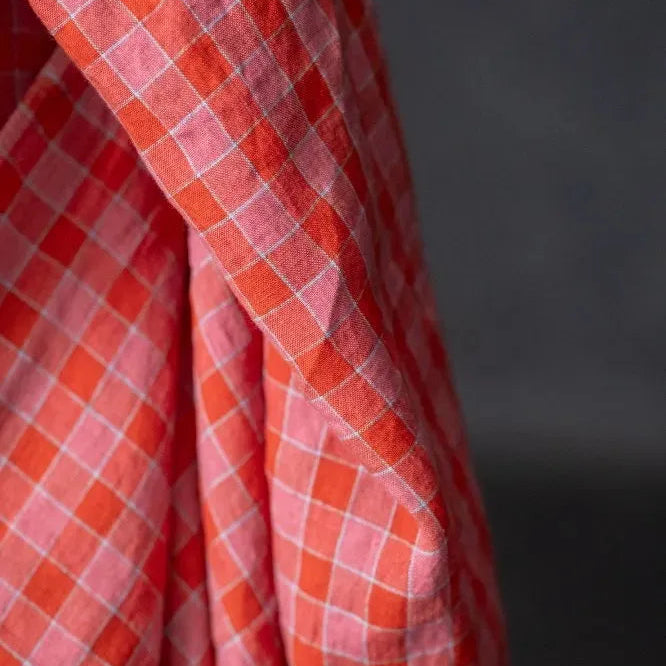 Merchant & Mills-Pink Pix Laundered Linen-fabric-gather here online