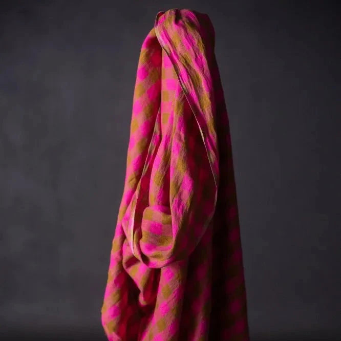 Merchant & Mills-Rhubarb Toffee Laundered Linen-fabric-gather here online