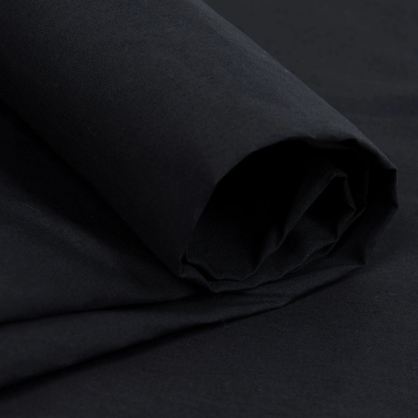 Atelier Brunette-Water-Repellent Cotton - Black-fabric-gather here online