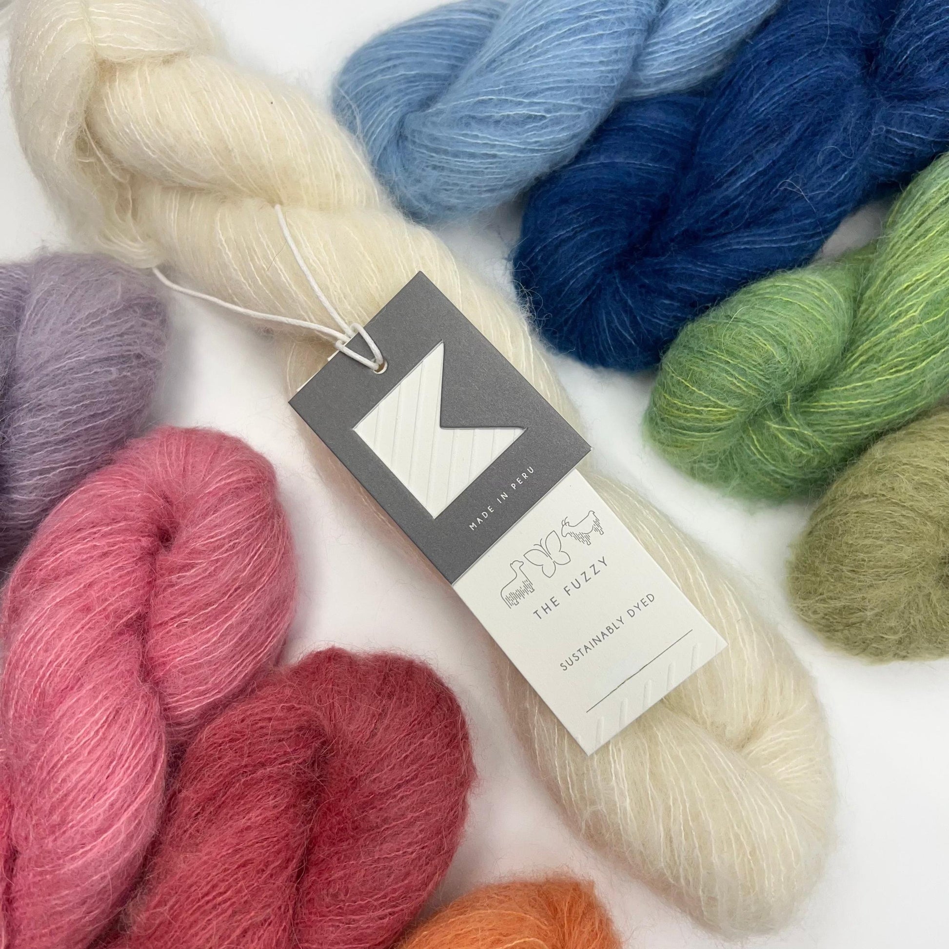 KINUA-The Fuzzy-yarn-gather here online