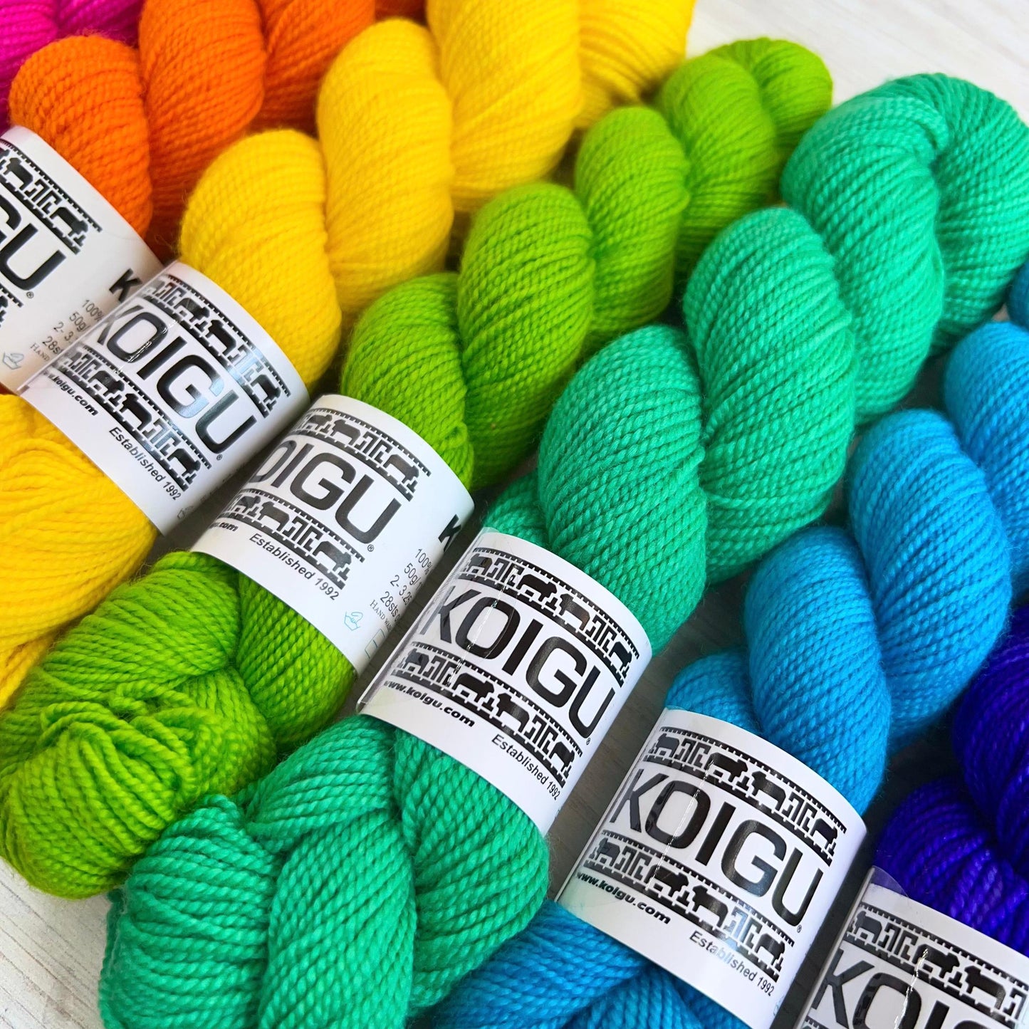 Koigu-KPM Fluorescent Solid-yarn-gather here online