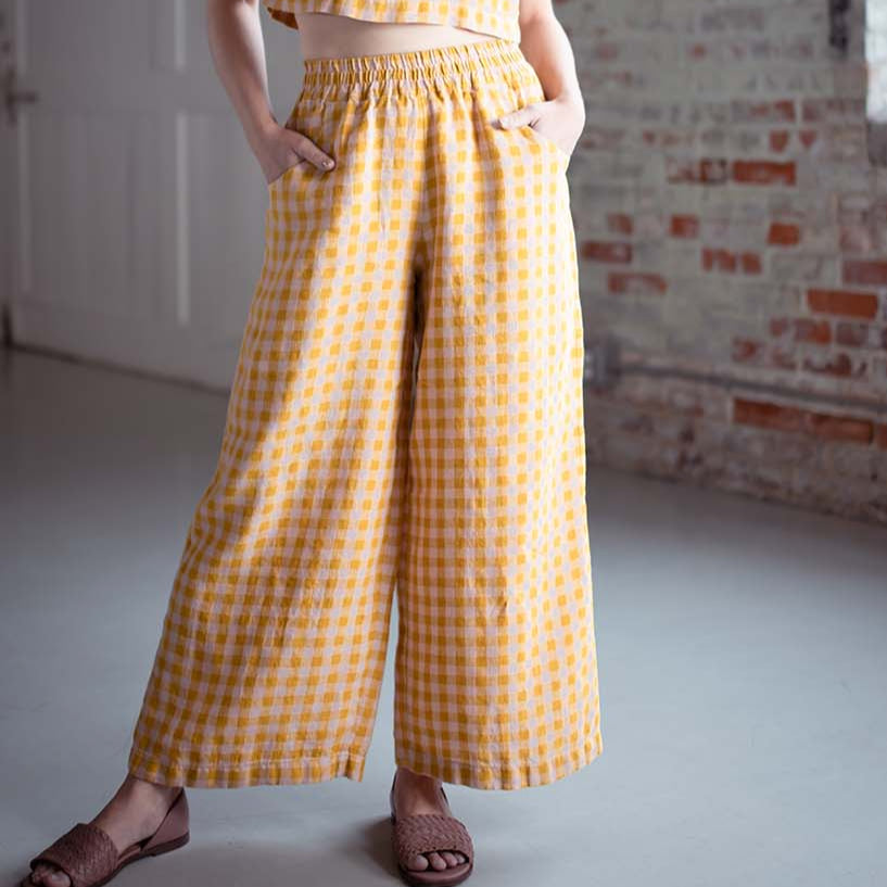Chanterelle Pants Pattern – gather here online