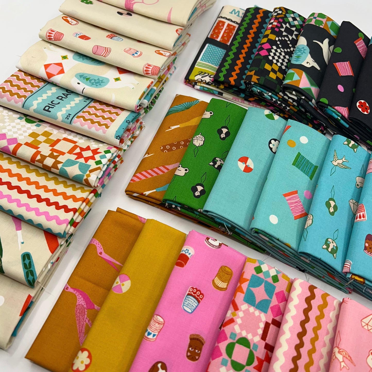 Fat Quarter Bundle of 1-800-NOTION (28 Pieces)