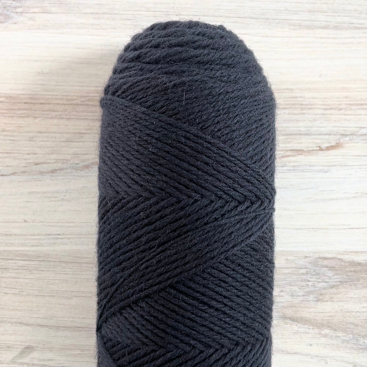 Kelbourne Woolens-Germantown DK-yarn-005 Black-gather here online