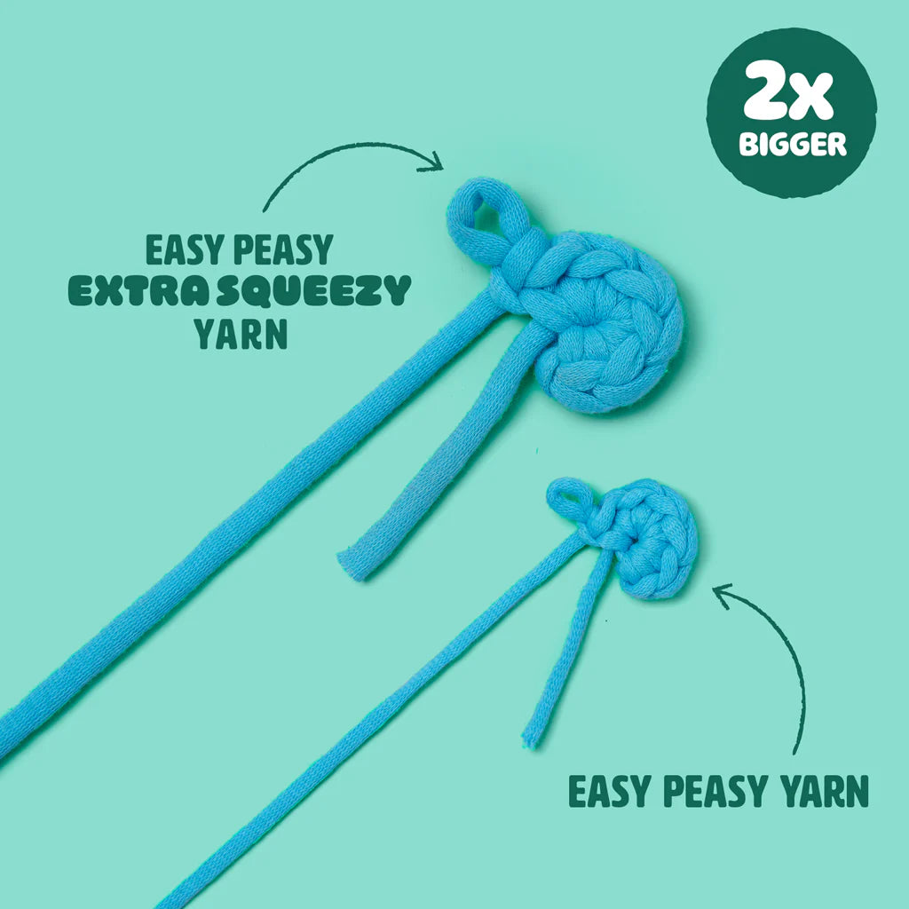 Soli the Red Panda Extra Squeezy Crochet Kit – gather here online