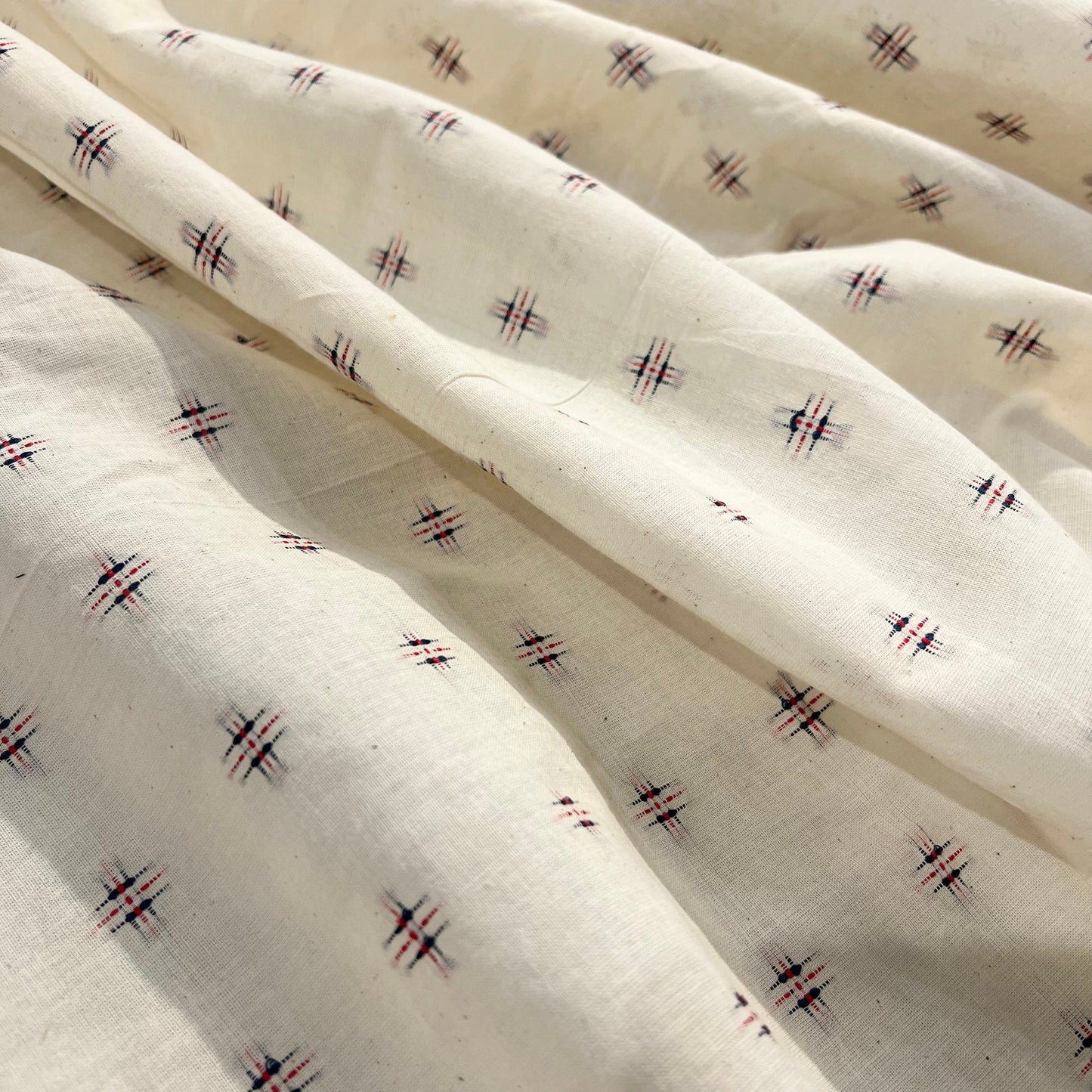 Merchant & Mills-Finn Dobby Sheer Natural Indian Cotton-fabric-gather here online