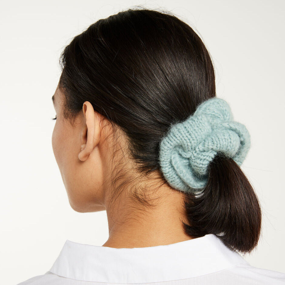 gather here classes-Knitting - Scrunchie-class-gather here online