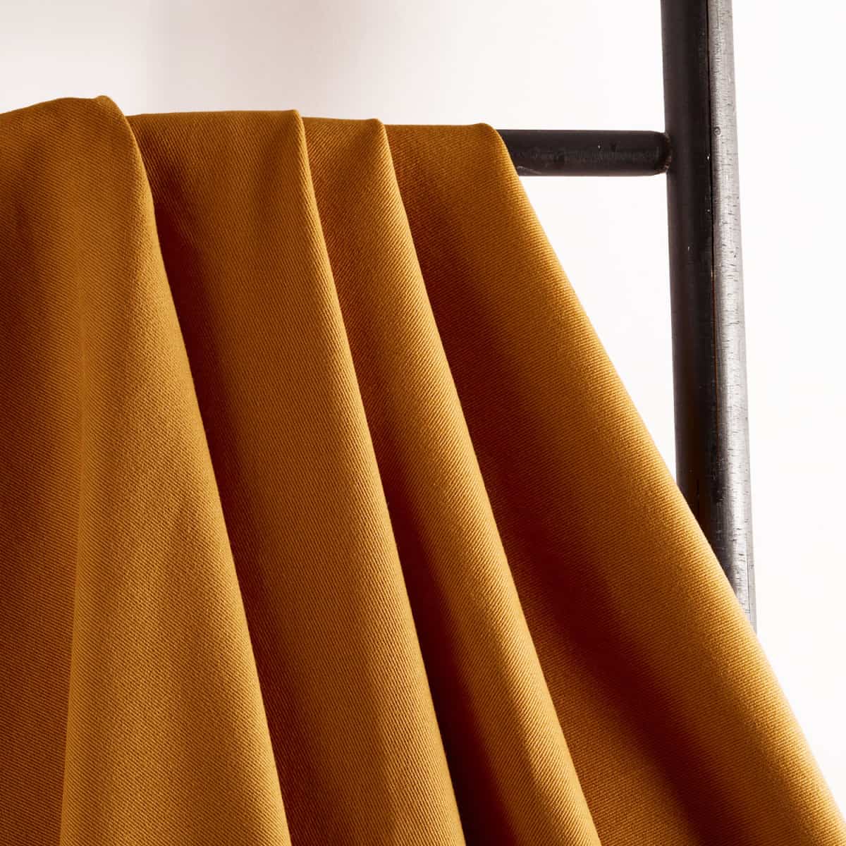 Atelier Brunette-Gabardine-fabric-08 Ochre-gather here online