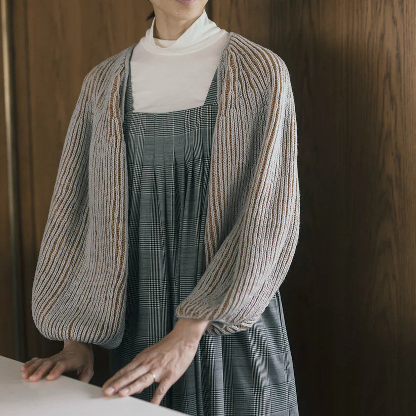 amirisu-amirisu assemblage Volume 2 / 2025-magazine-gather here online