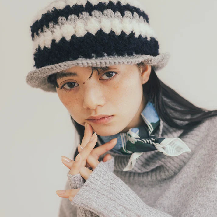 amirisu-Lumières DARUMA Collection 2025-book-gather here online